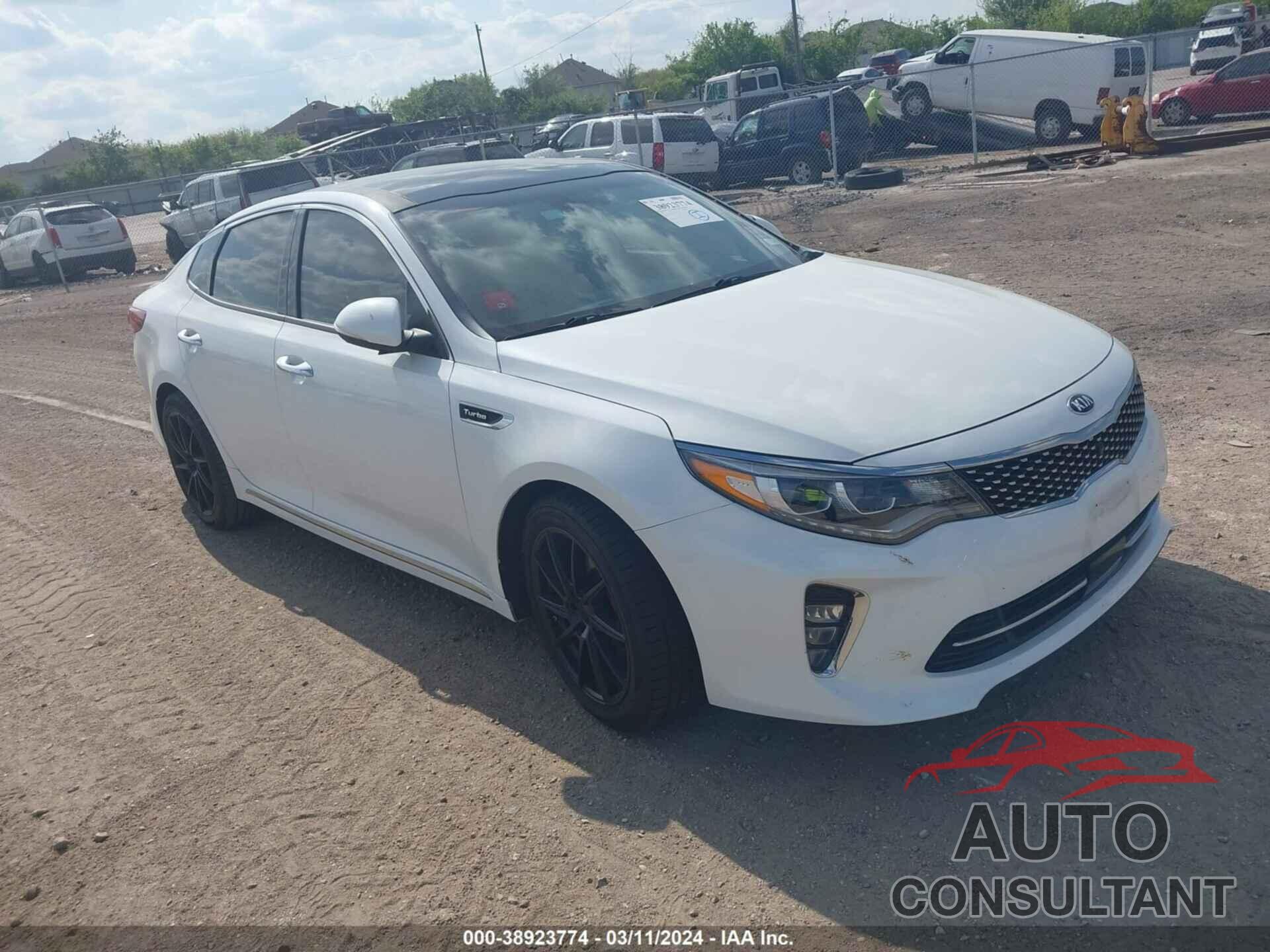 KIA OPTIMA 2018 - 5XXGV4L23JG227199