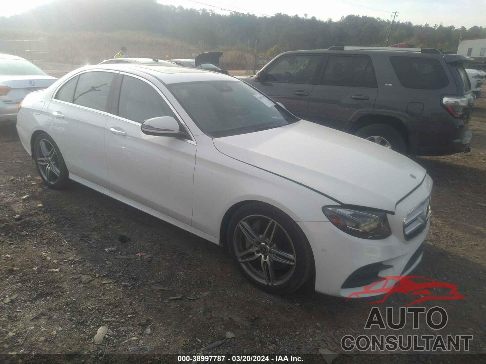 MERCEDES-BENZ E 2018 - WDDZF4JB6JA335276