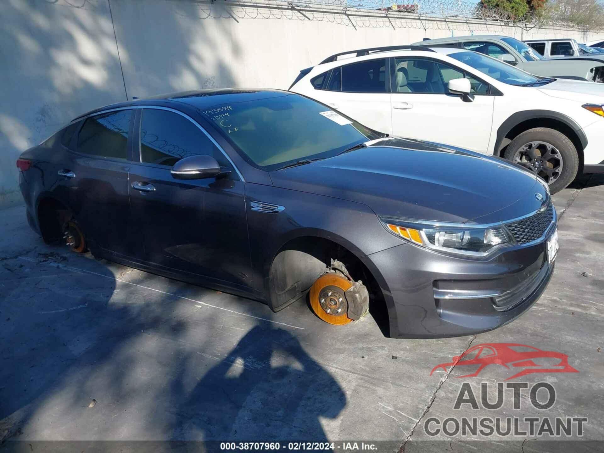 KIA OPTIMA 2017 - KNAGT4L38H5130395