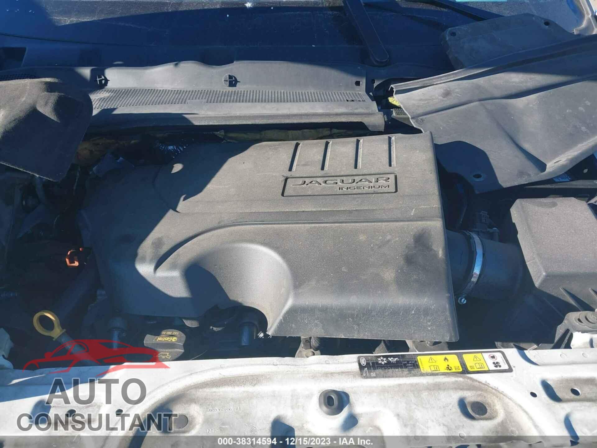 JAGUAR E-PACE 2018 - SADFJ2FX0J1Z31024