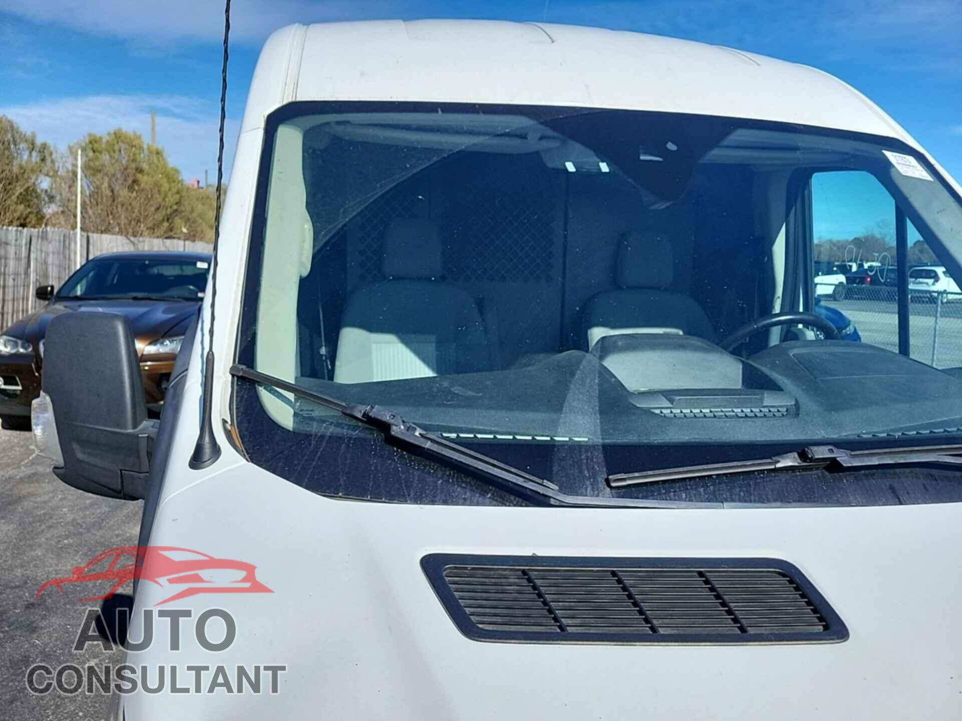 FORD TRANSIT 2017 - 1FTYR1DM1HKB48766