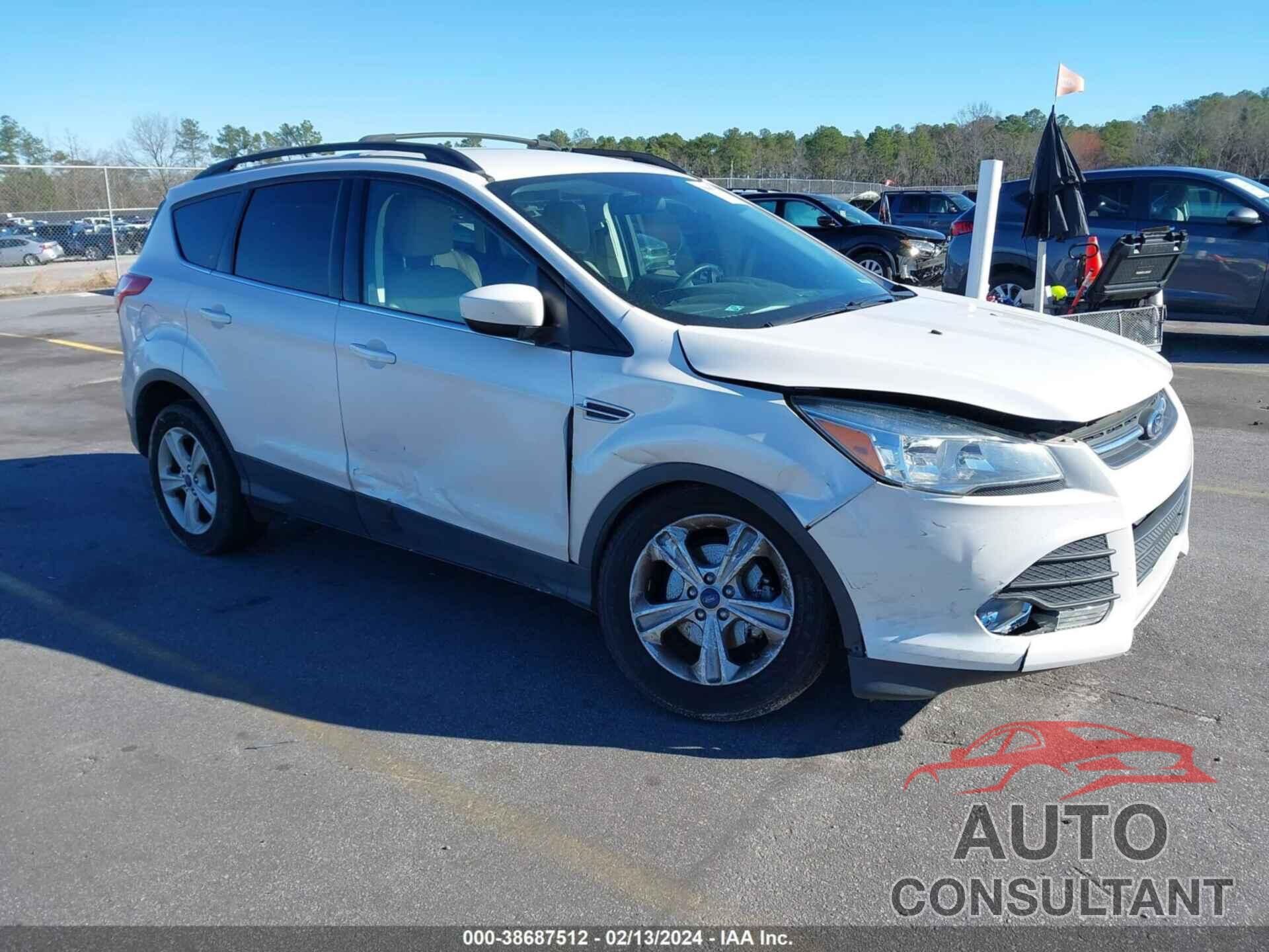 FORD ESCAPE 2016 - 1FMCU0GX4GUC50666