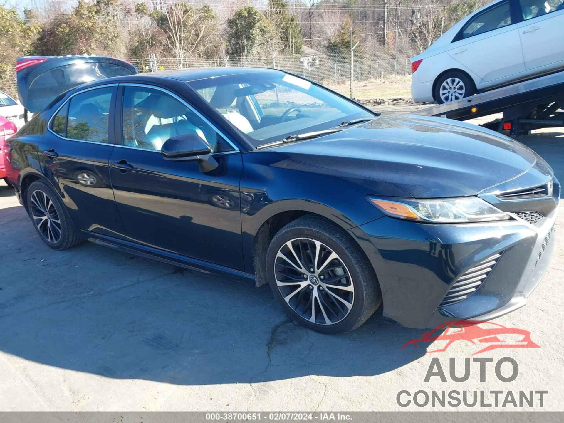 TOYOTA CAMRY 2019 - 4T1B11HK7KU277348