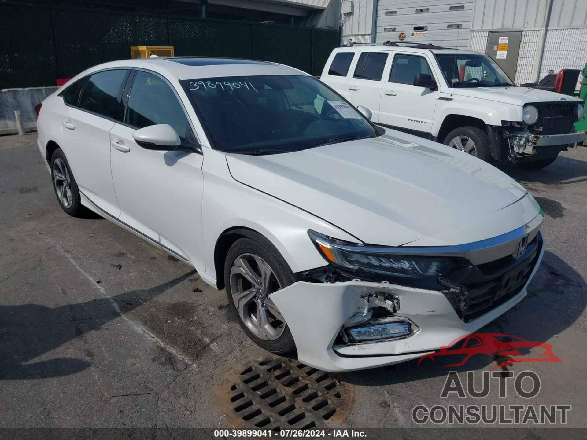 HONDA ACCORD 2018 - 1HGCV2F50JA041612