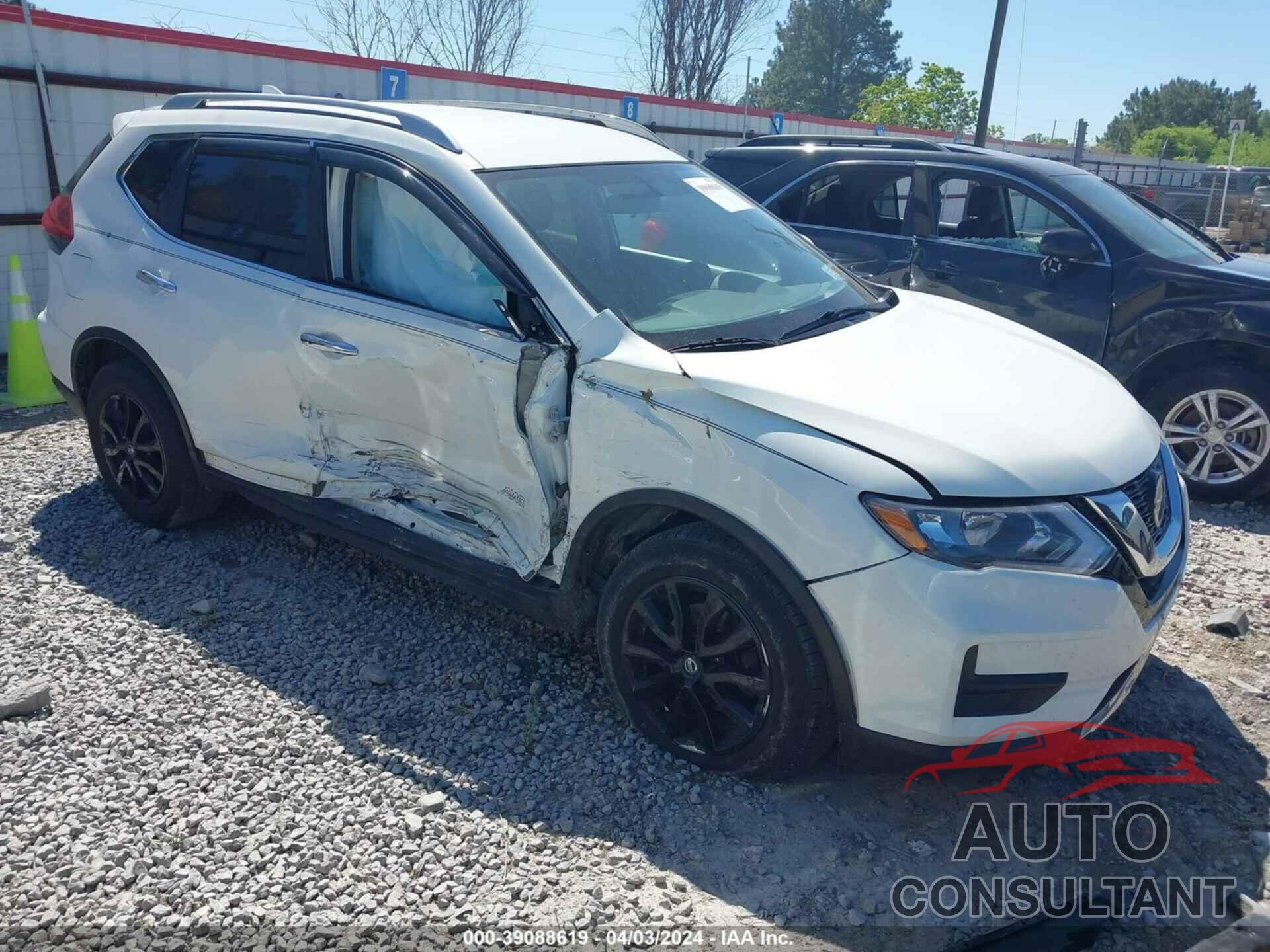 NISSAN ROGUE 2018 - 5N1AT2MV7JC785206