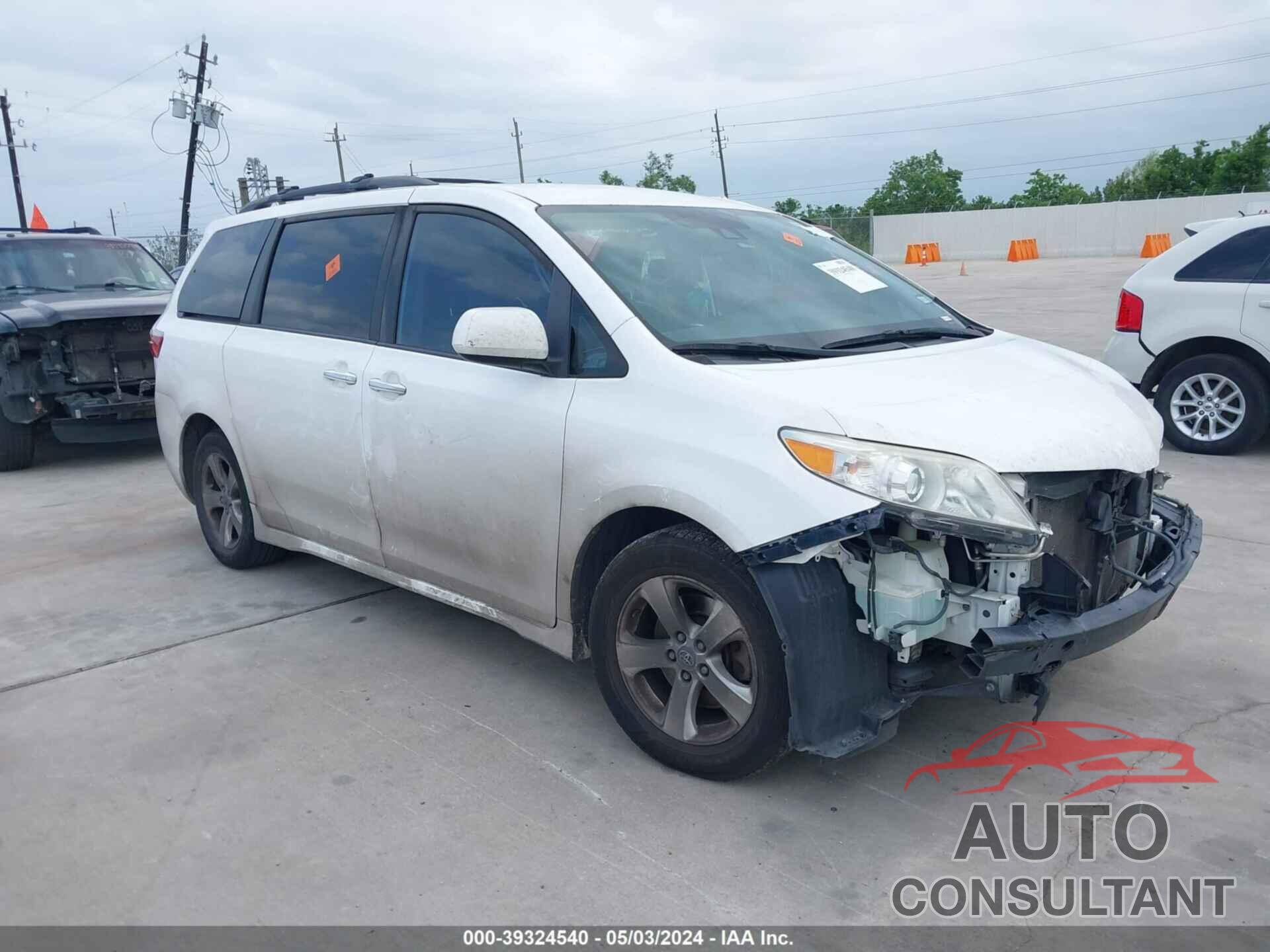 TOYOTA SIENNA 2019 - 5TDKZ3DC2KS983879