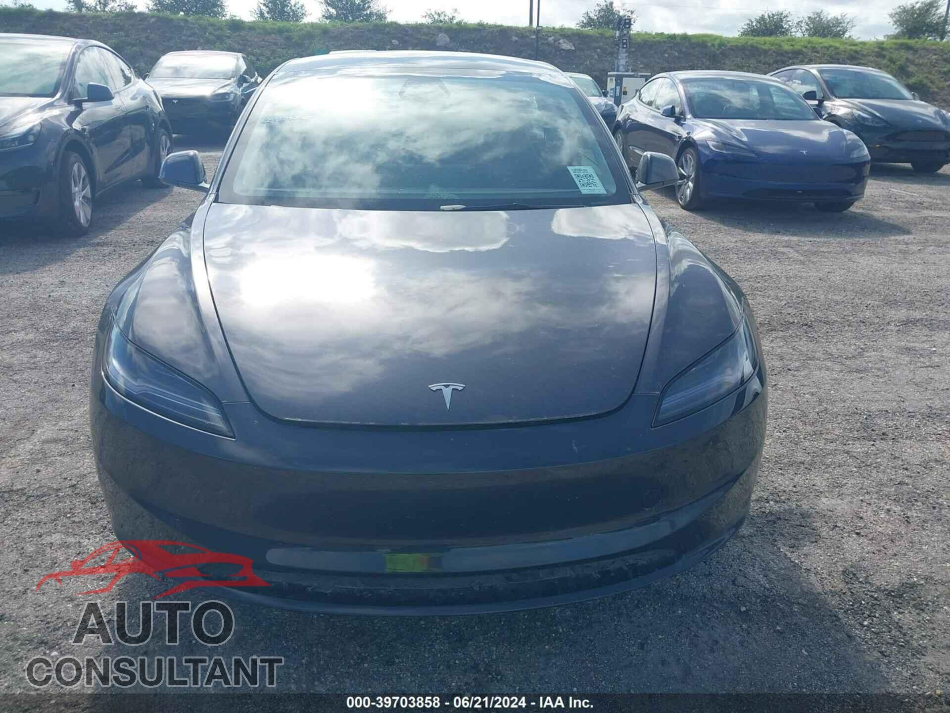 TESLA MODEL 3 2024 - 5YJ3E1EA0RF750616
