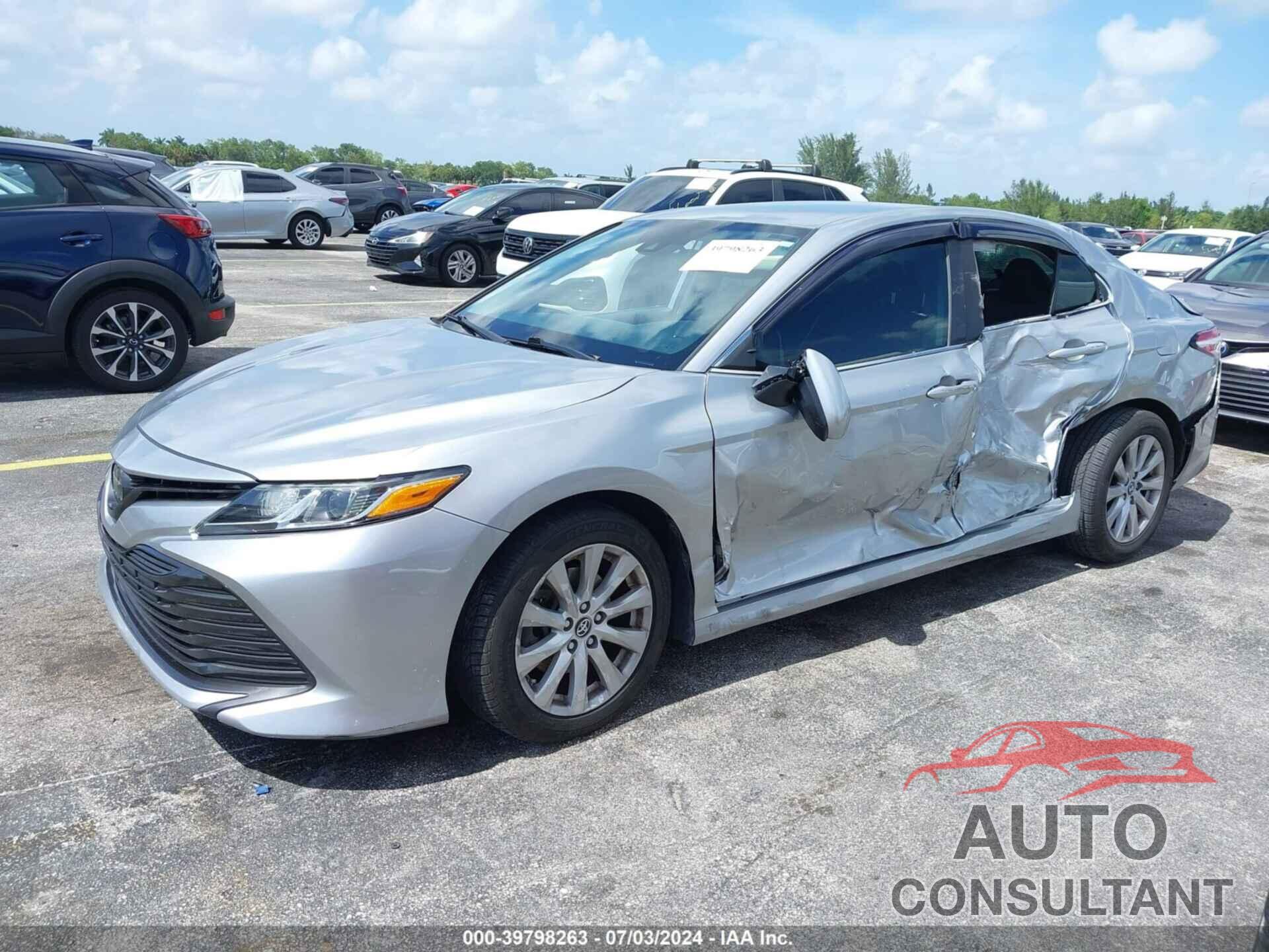 TOYOTA CAMRY 2019 - 4T1B11HK4KU752681