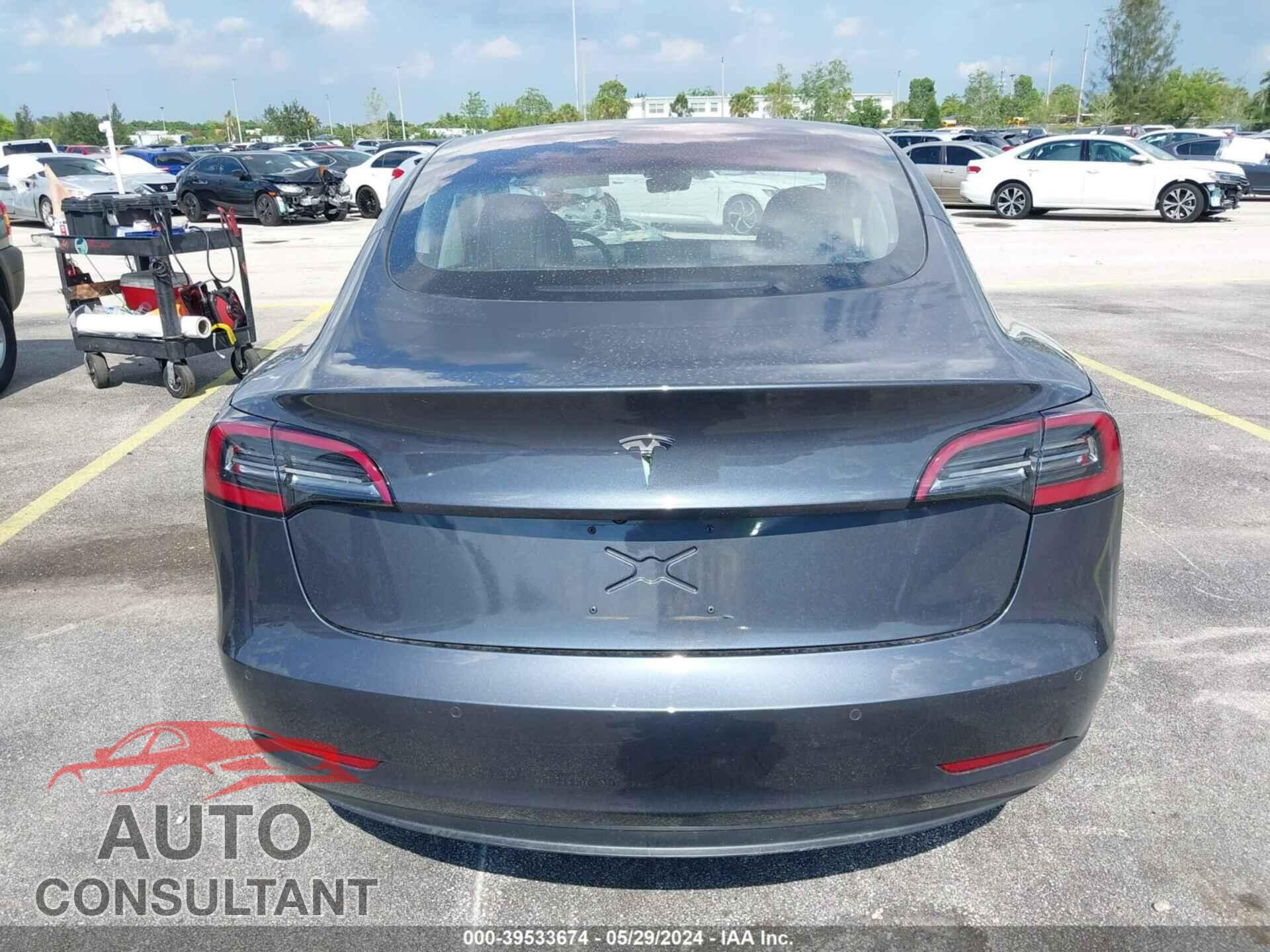 TESLA MODEL 3 2018 - 5YJ3E1EA2JF005161