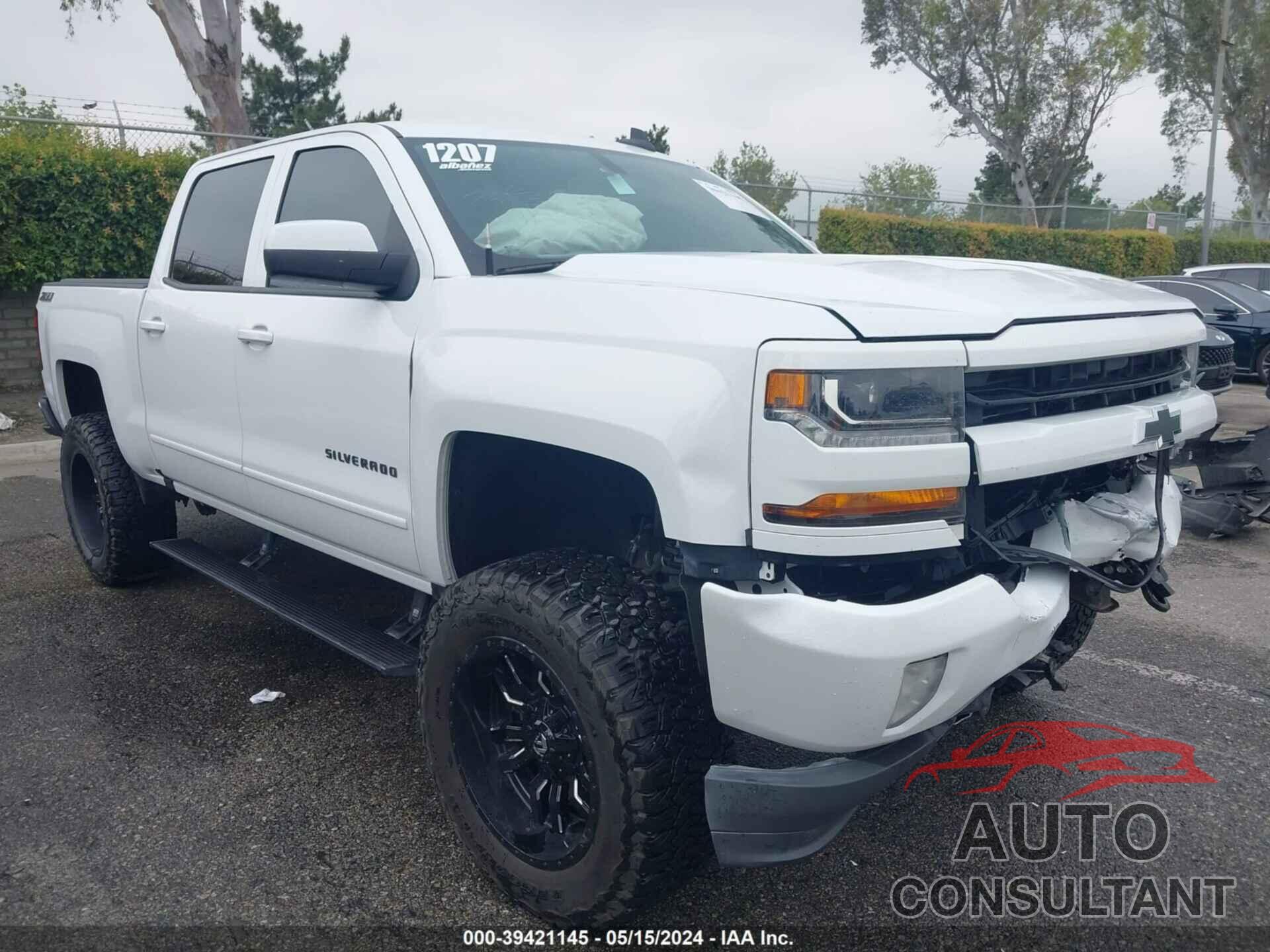 CHEVROLET SILVERADO 1500 2018 - 3GCUKREC6JG264310