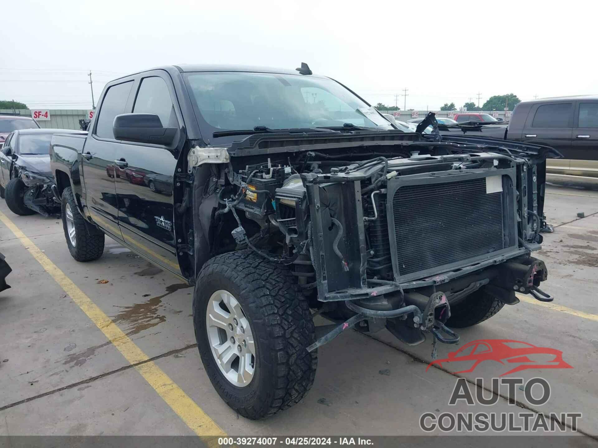 CHEVROLET SILVERADO 1500 2018 - 3GCUKREC4JG617692