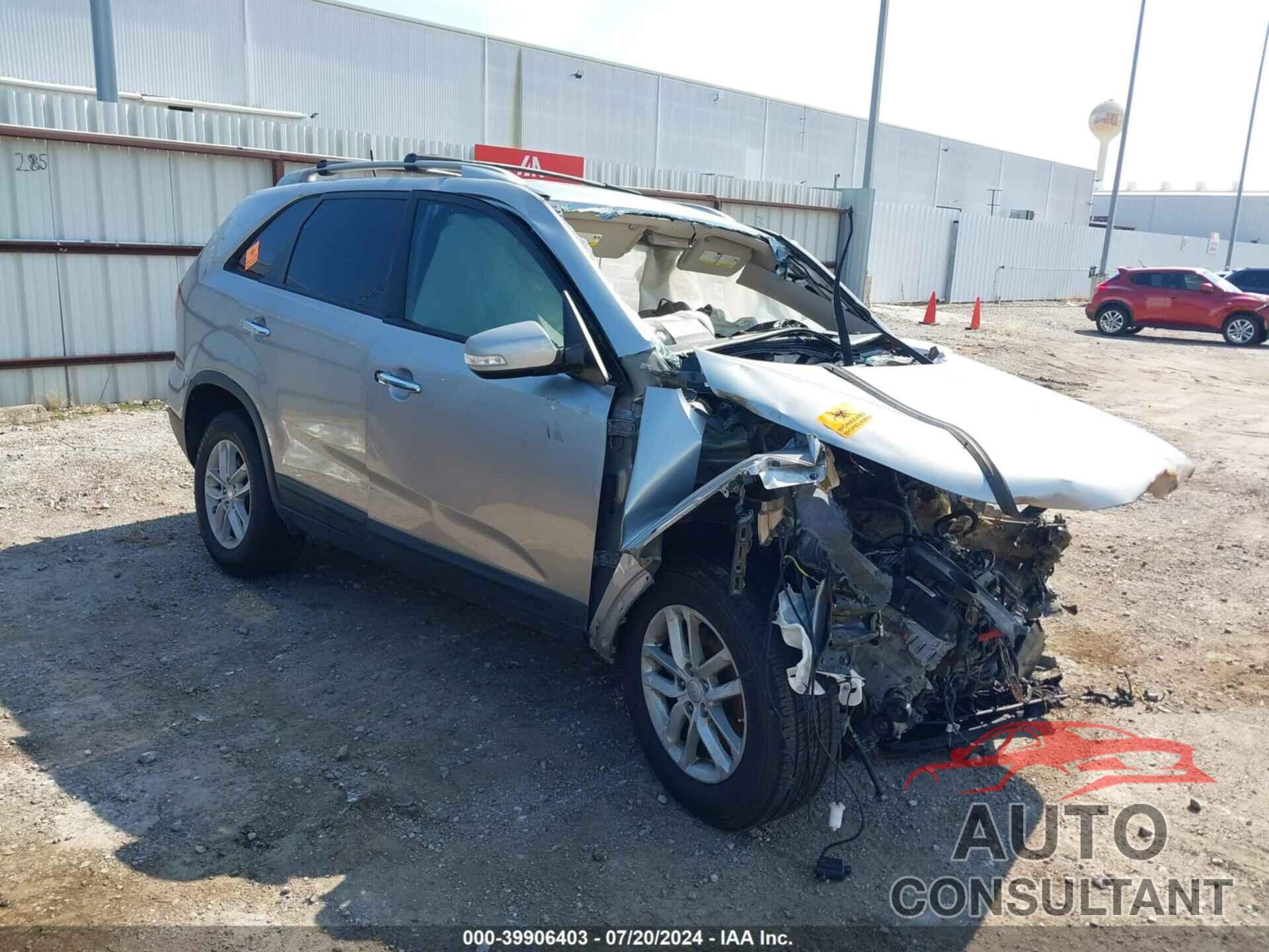 KIA SORENTO 2014 - 5XYKT3A67EG537843