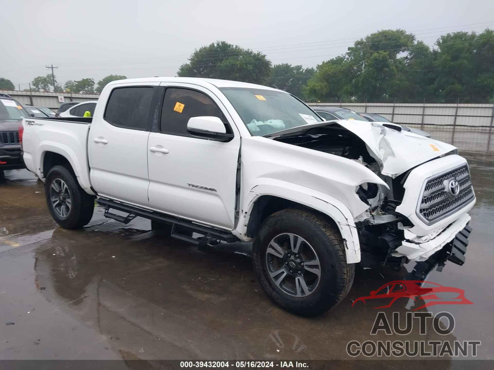 TOYOTA TACOMA 2017 - 5TFAZ5CN6HX026605