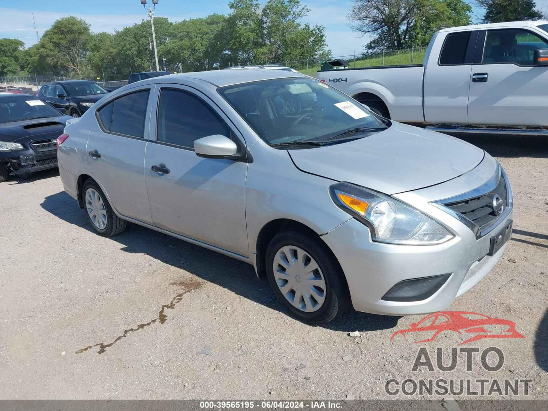 NISSAN VERSA 2018 - 3N1CN7AP4JL839238