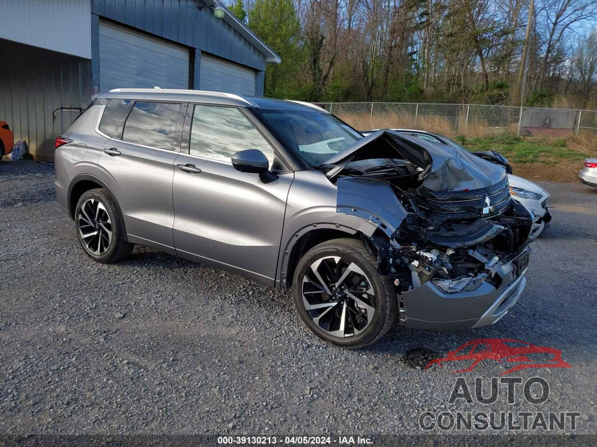 MITSUBISHI OUTLANDER 2023 - JA4J3VA81PZ031402