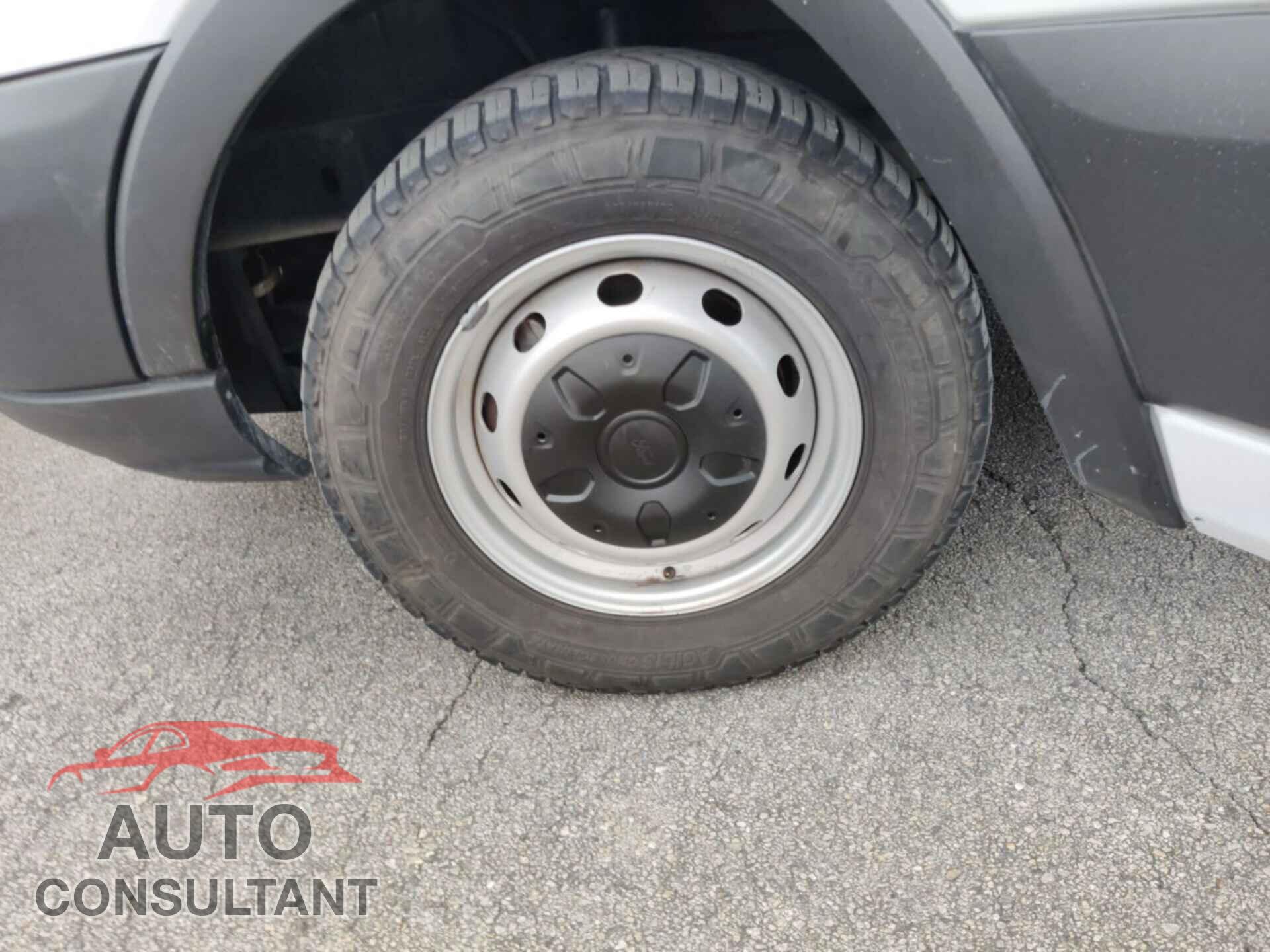FORD TRANSIT 2019 - 1FTYR2CM7KKB42324