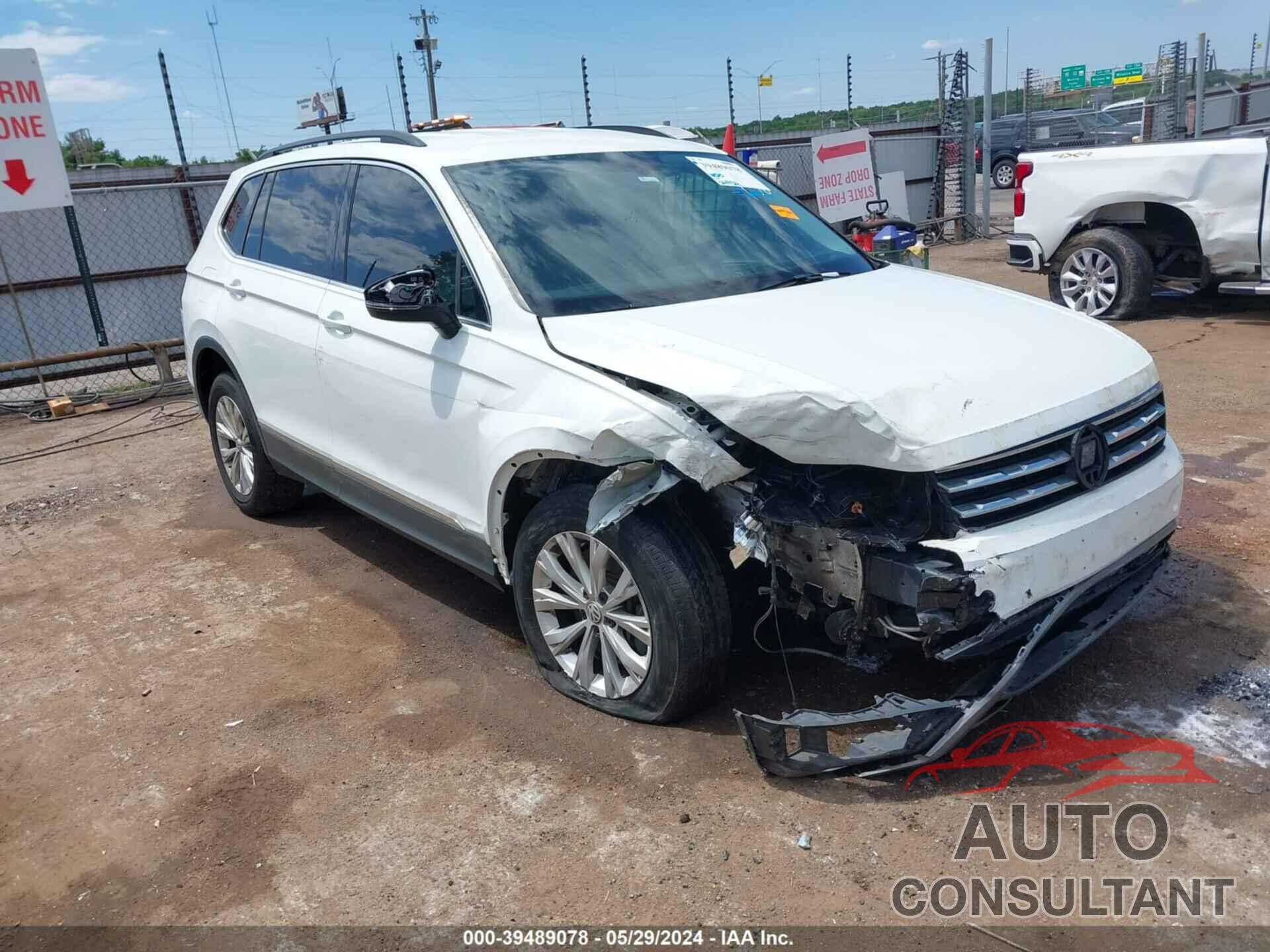 VOLKSWAGEN TIGUAN 2018 - 3VV2B7AX6JM097566