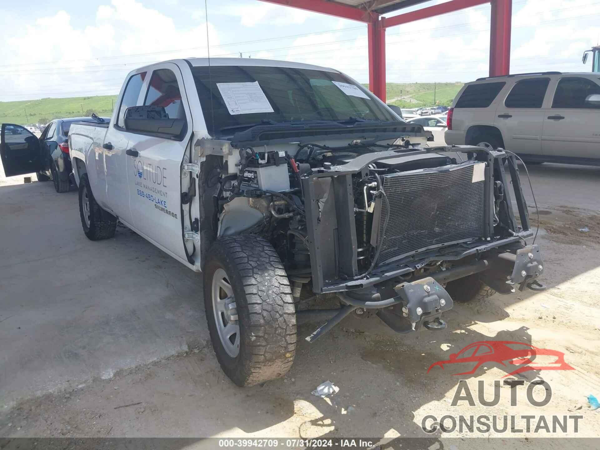 CHEVROLET SILVERADO 1500 2018 - 1GCVKNEC2JZ343227