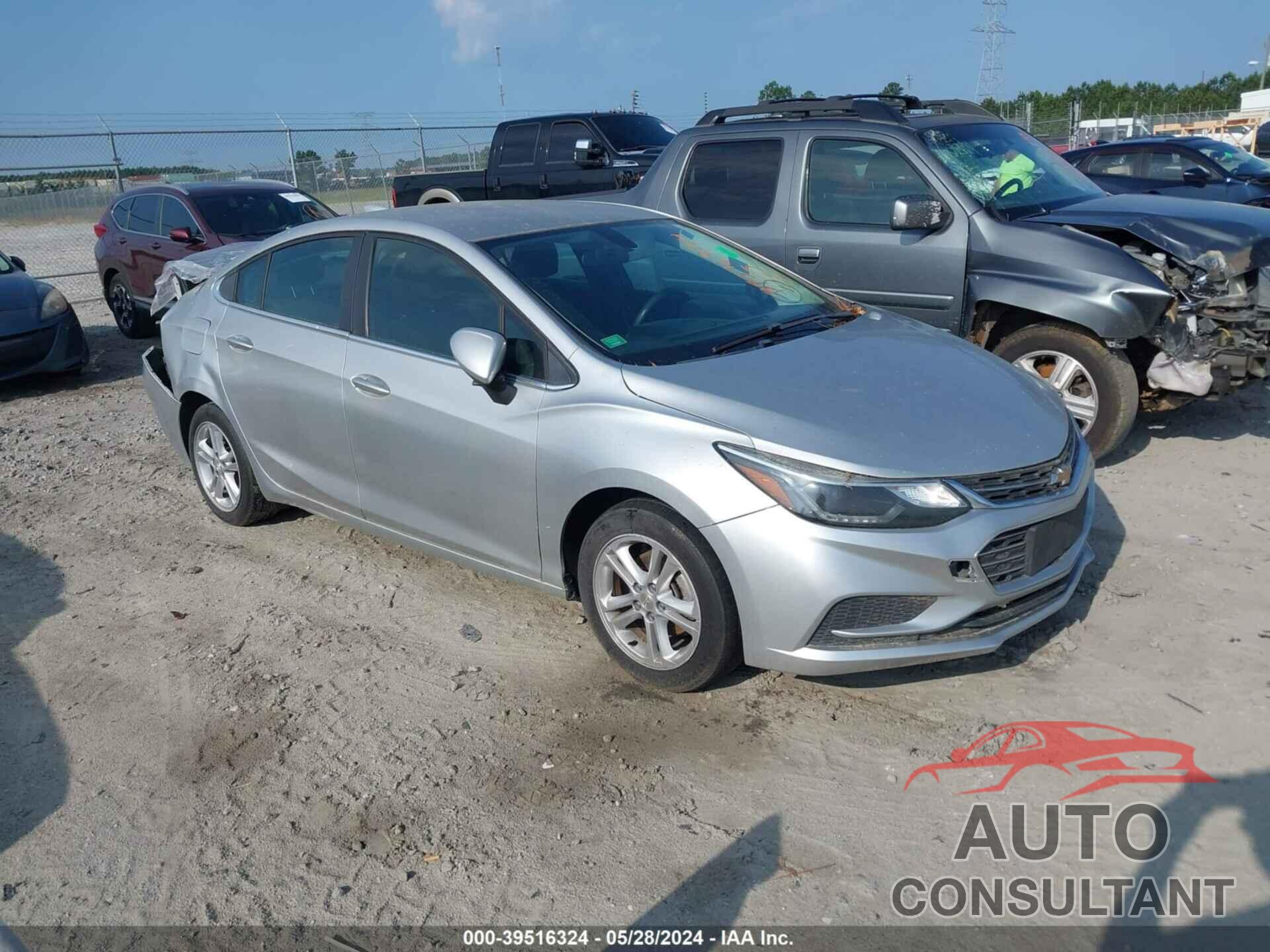 CHEVROLET CRUZE 2017 - 1G1BE5SM7H7229195