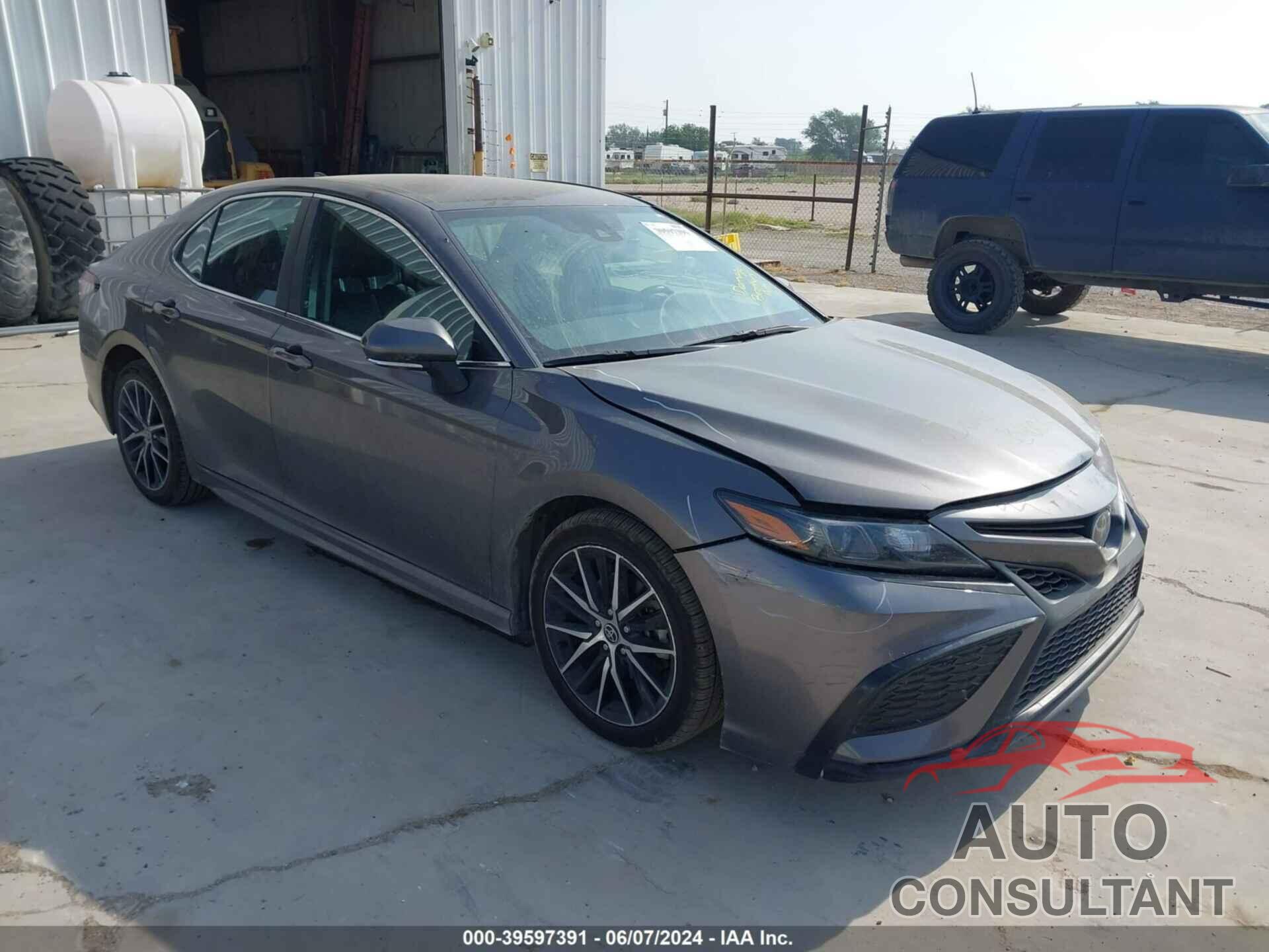 TOYOTA CAMRY 2023 - 4T1G11AK2PU727480