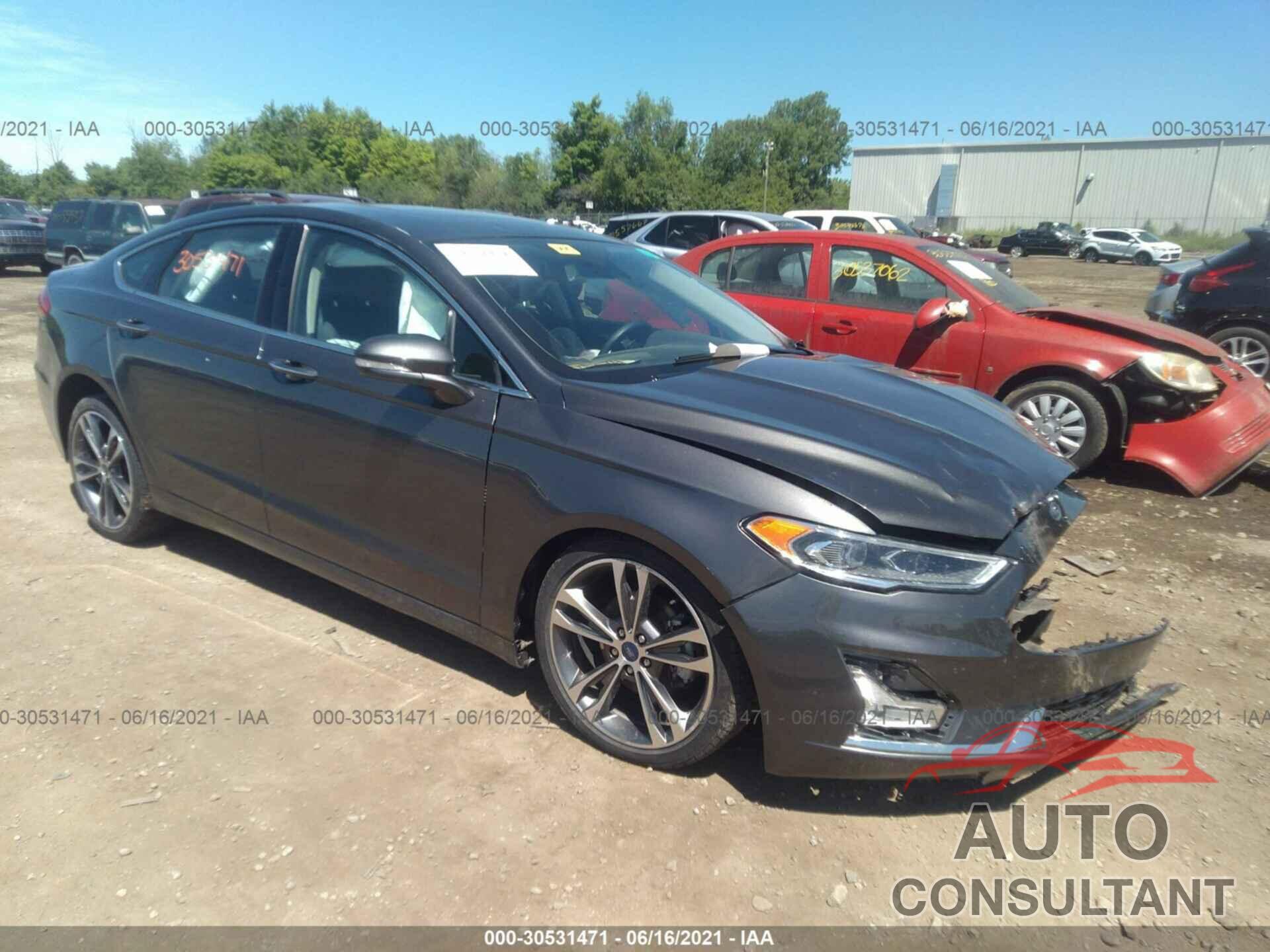 FORD FUSION 2019 - 3FA6P0D95KR123882
