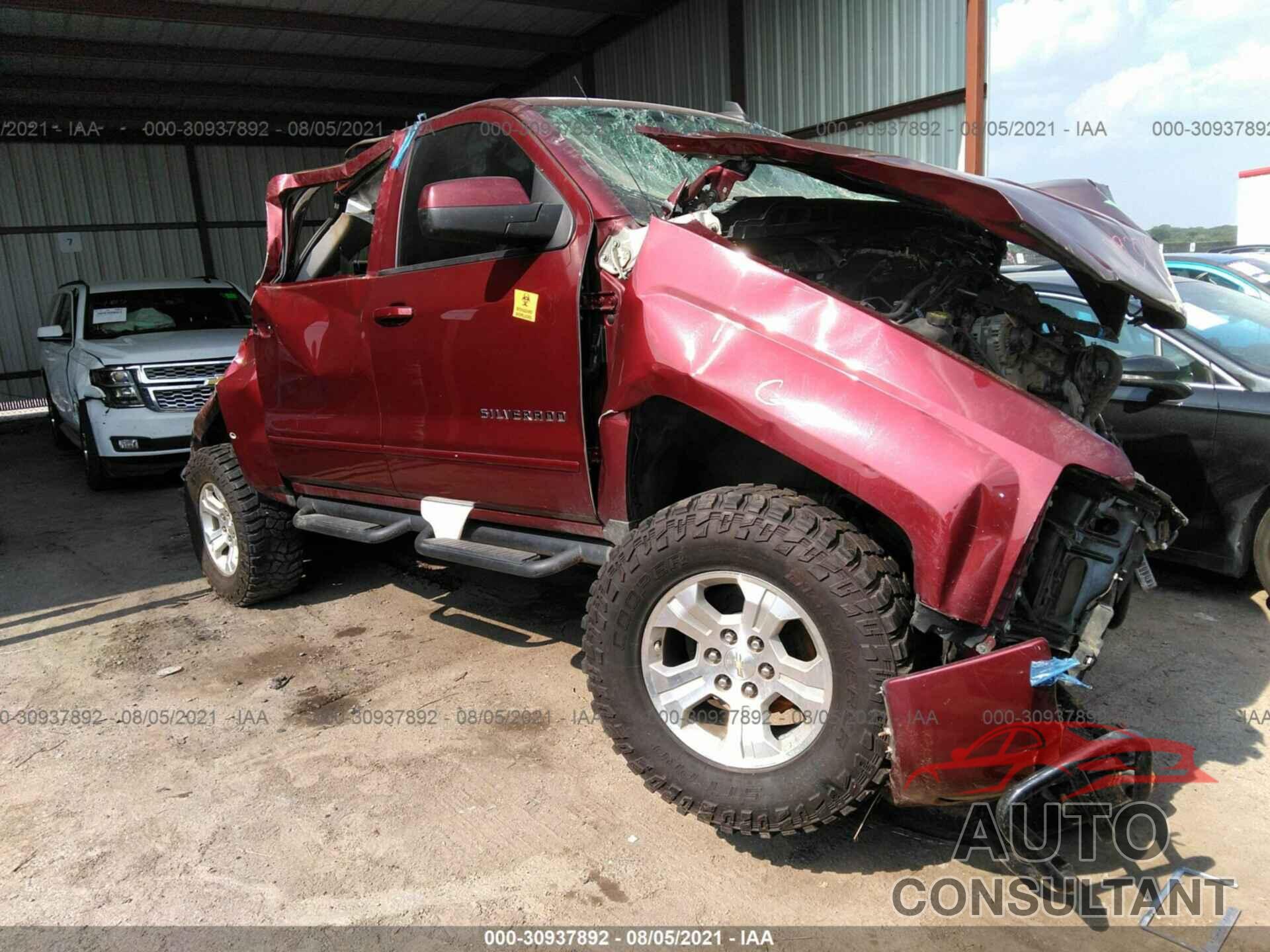 CHEVROLET SILVERADO 1500 2017 - 3GCUKREC4HG113895