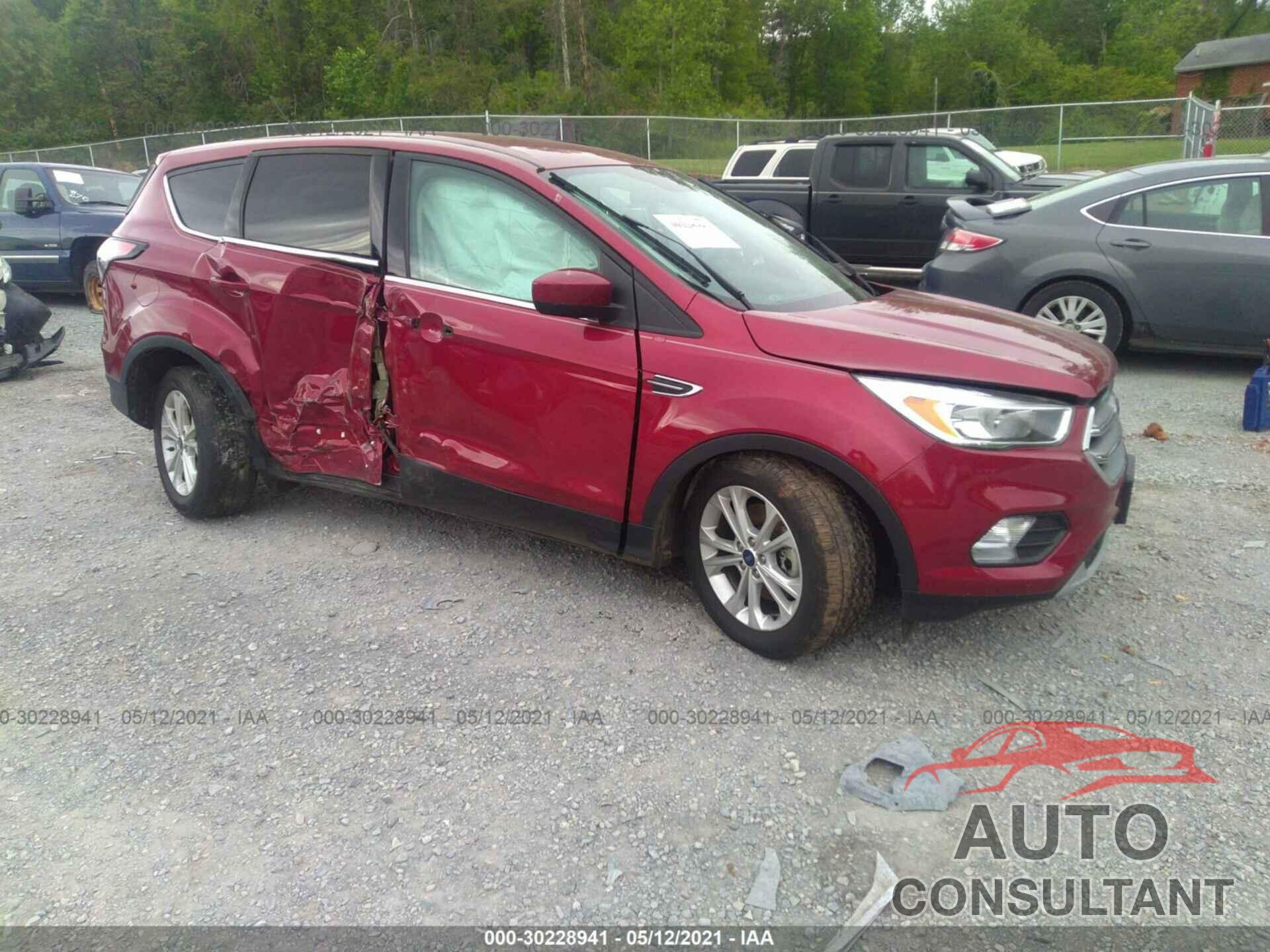 FORD ESCAPE 2017 - 1FMCU9GD4HUE44030