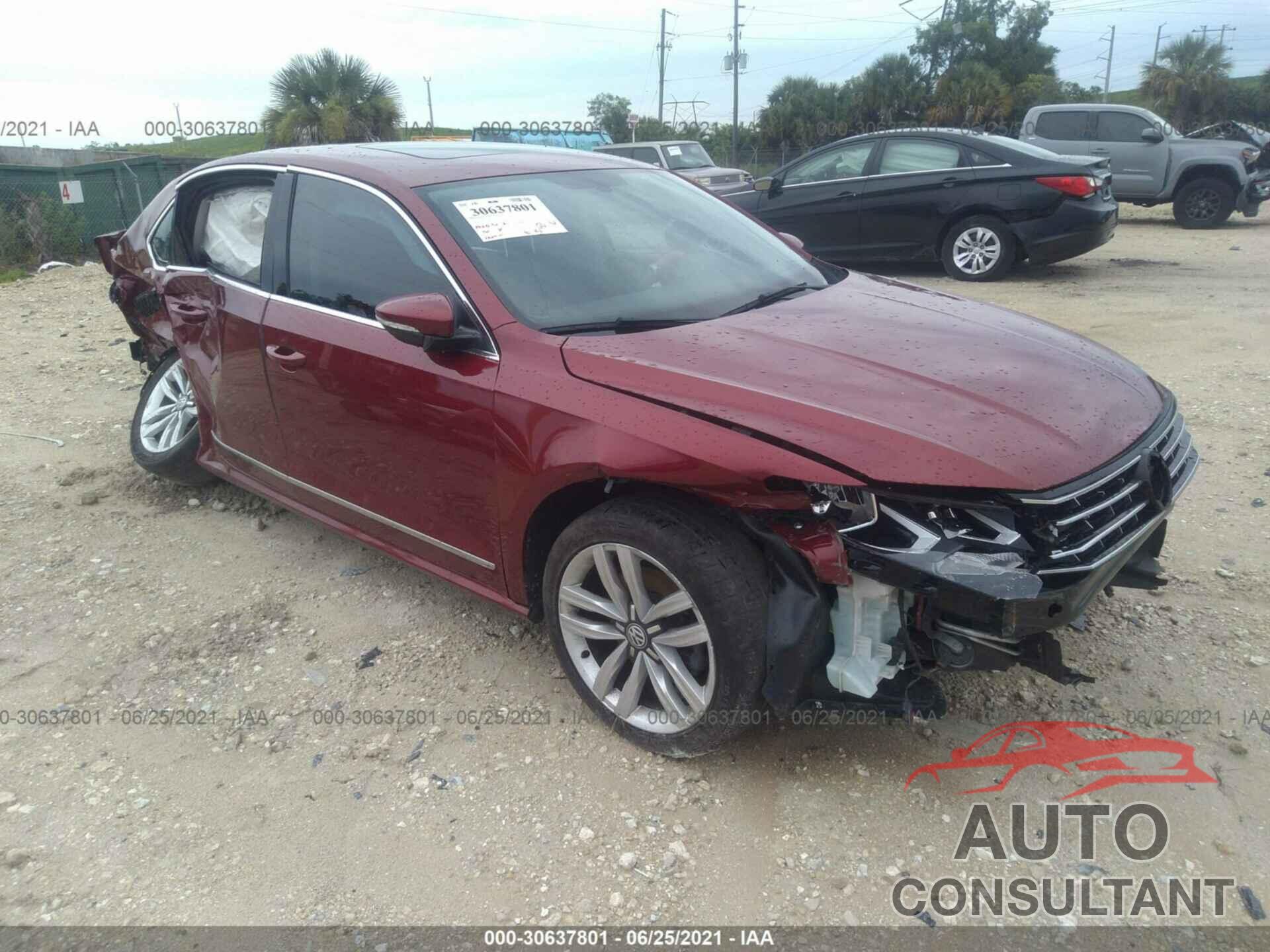 VOLKSWAGEN PASSAT 2016 - 1VWCT7A38GC019357