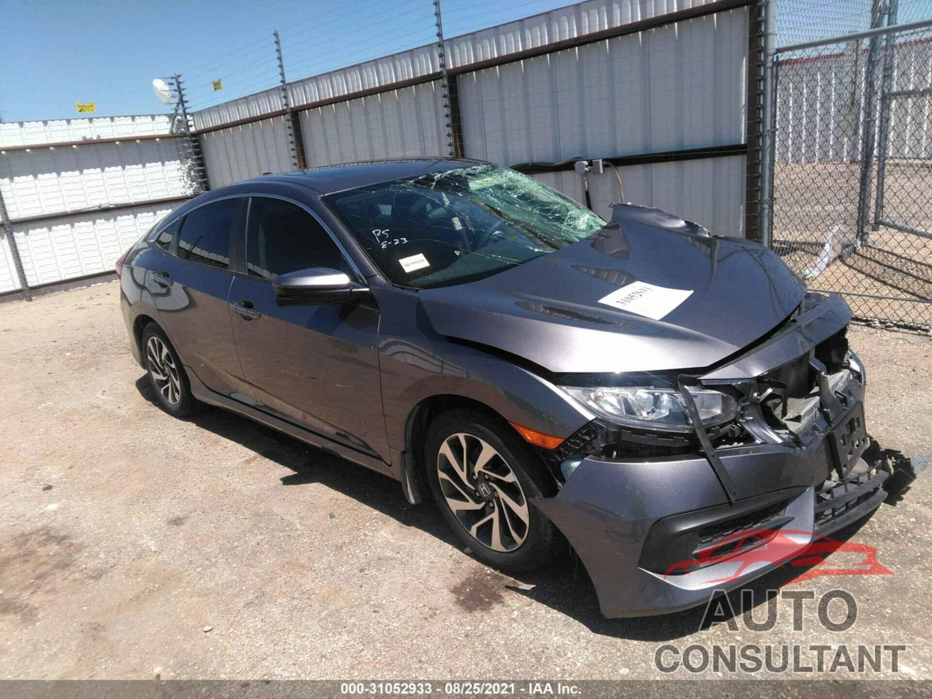 HONDA CIVIC SEDAN 2017 - 19XFC2F73HE017976