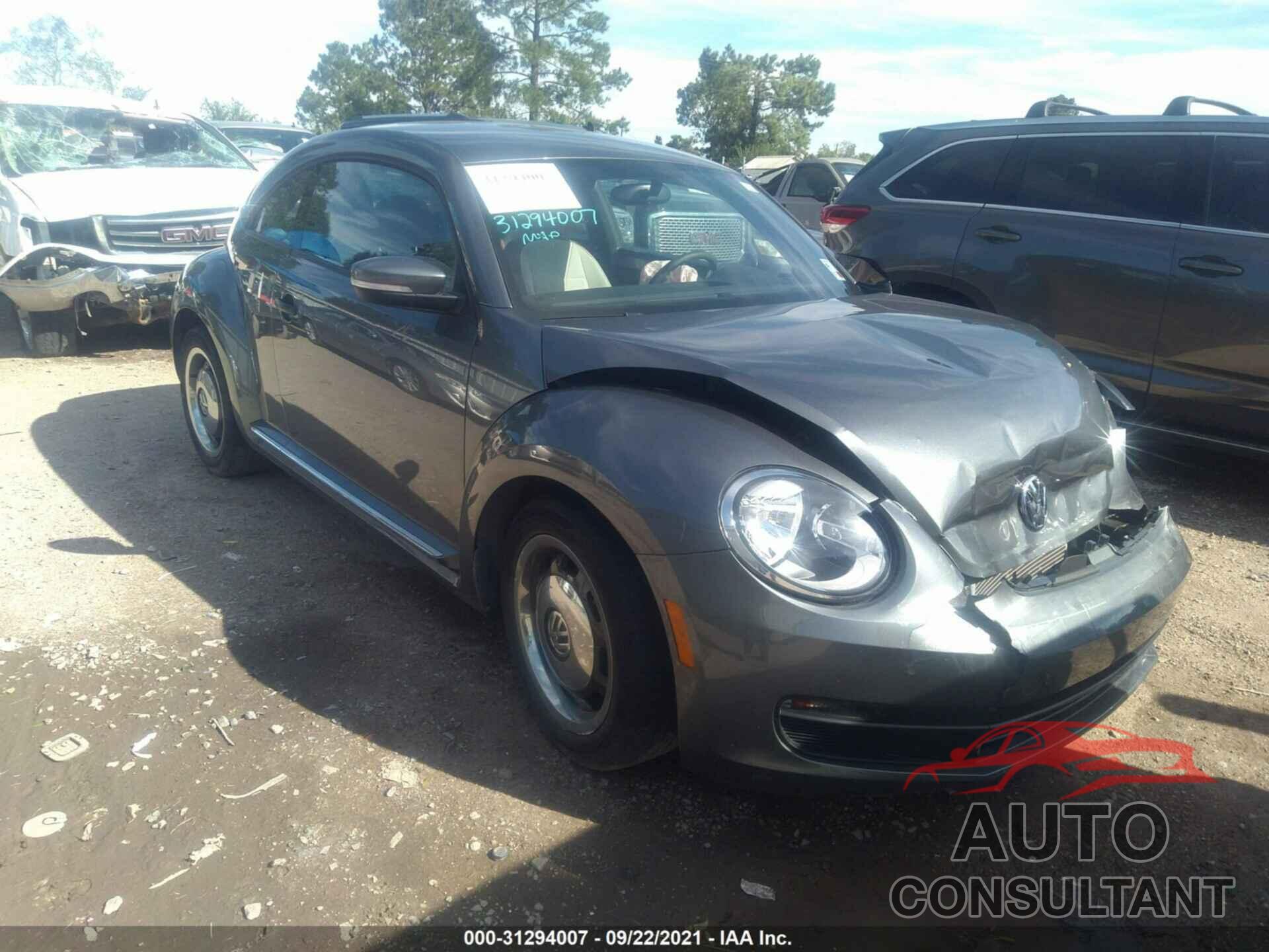VOLKSWAGEN BEETLE COUPE 2016 - 3VWF17AT4GM635199