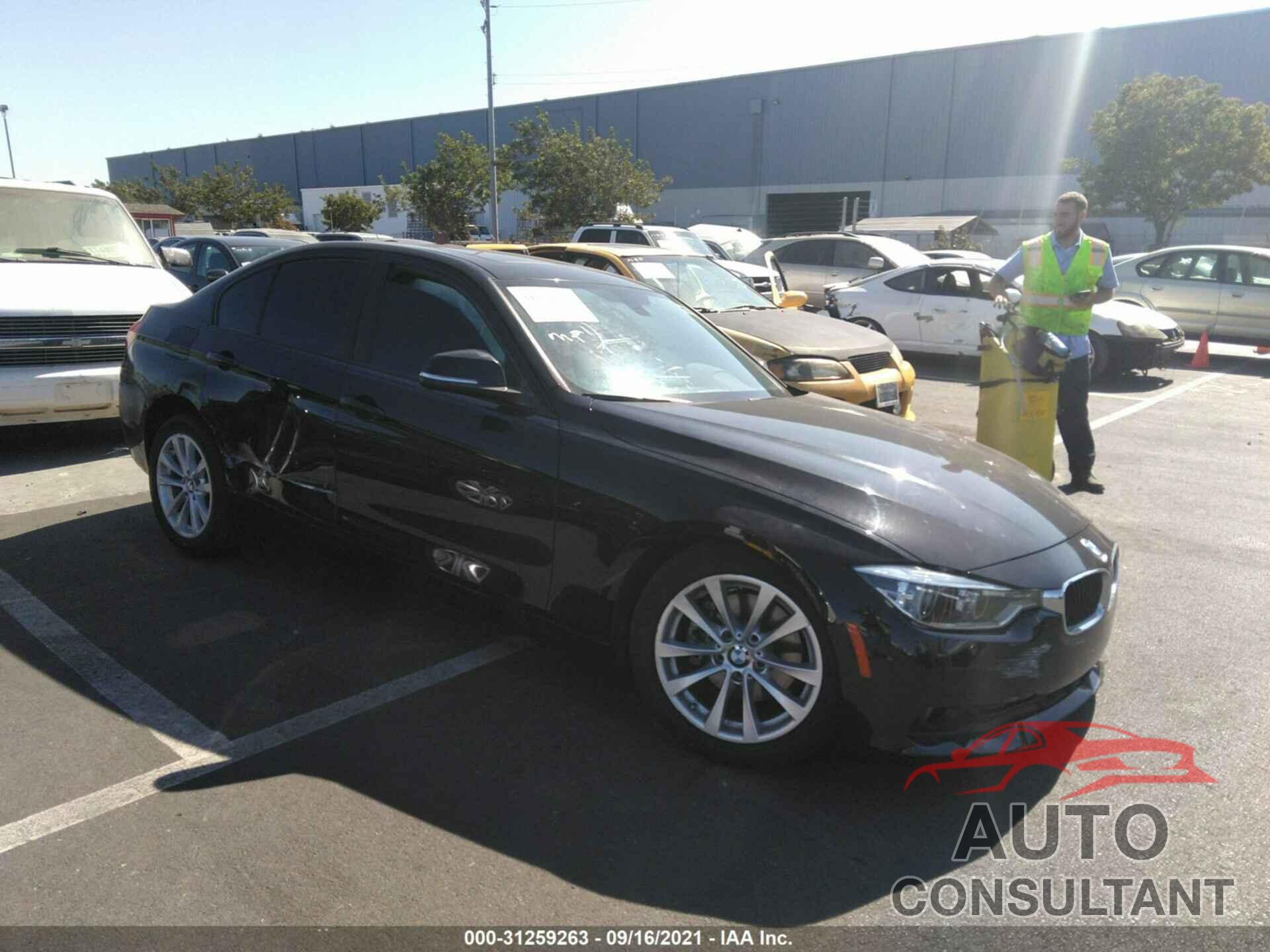 BMW 3 SERIES 2018 - WBA8E1G57JNU90823