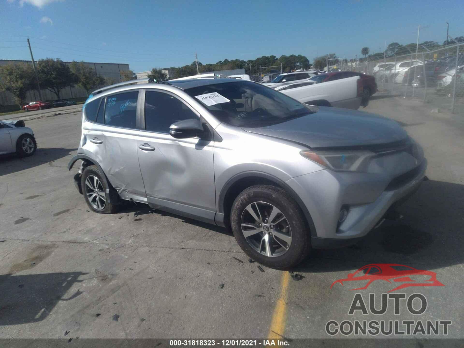 TOYOTA RAV4 2017 - 2T3RFREV7HW652961