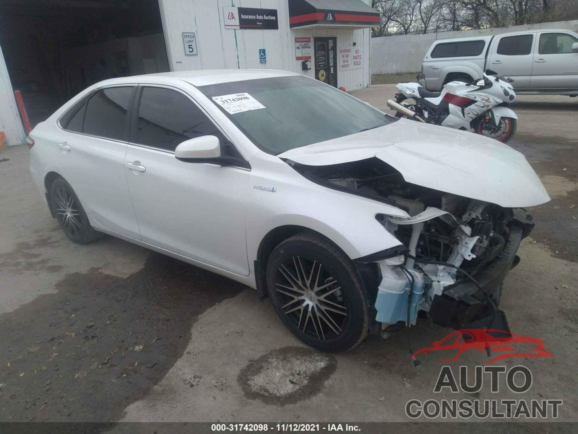 TOYOTA CAMRY 2017 - 4T1BD1FK1HU210201