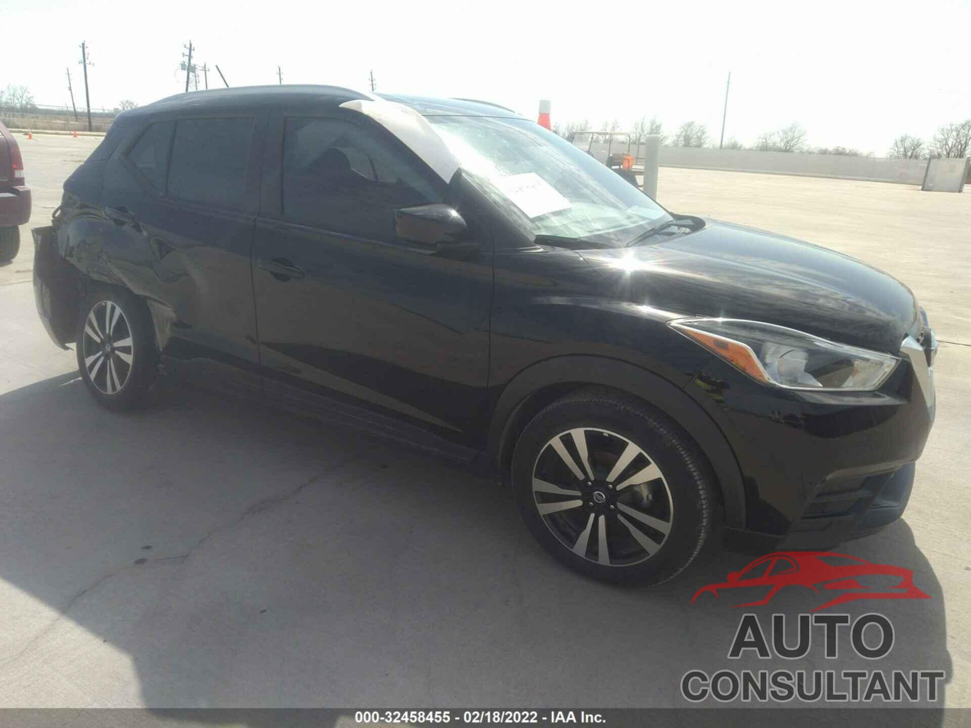 NISSAN KICKS 2019 - 3N1CP5CU1KL537585