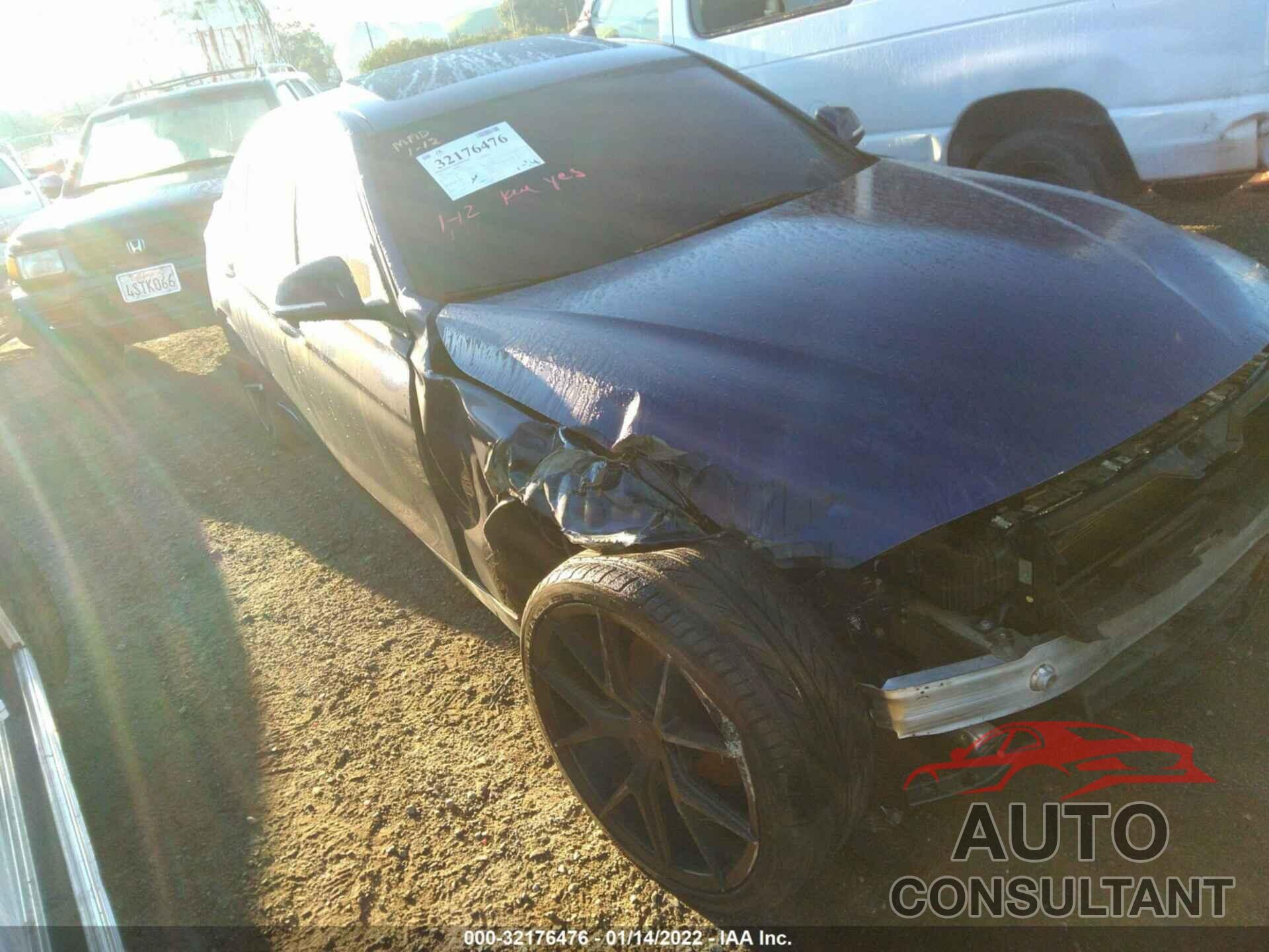 BMW 3 SERIES 2016 - WBA8A9C57GK619282