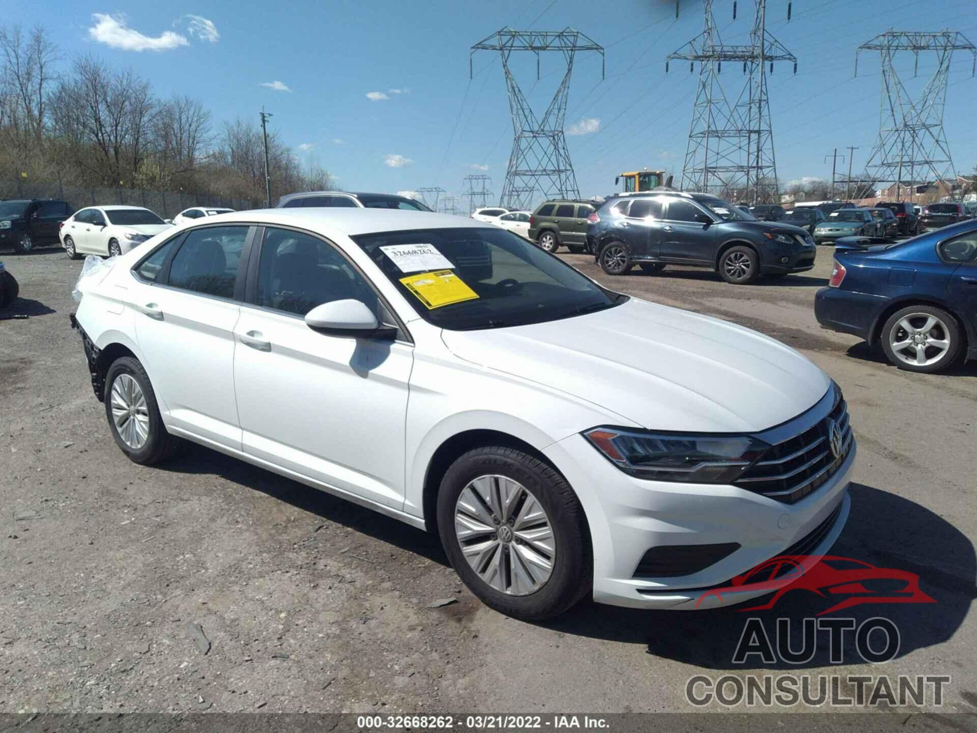 VOLKSWAGEN JETTA 2019 - 3VWC57BU8KM056627