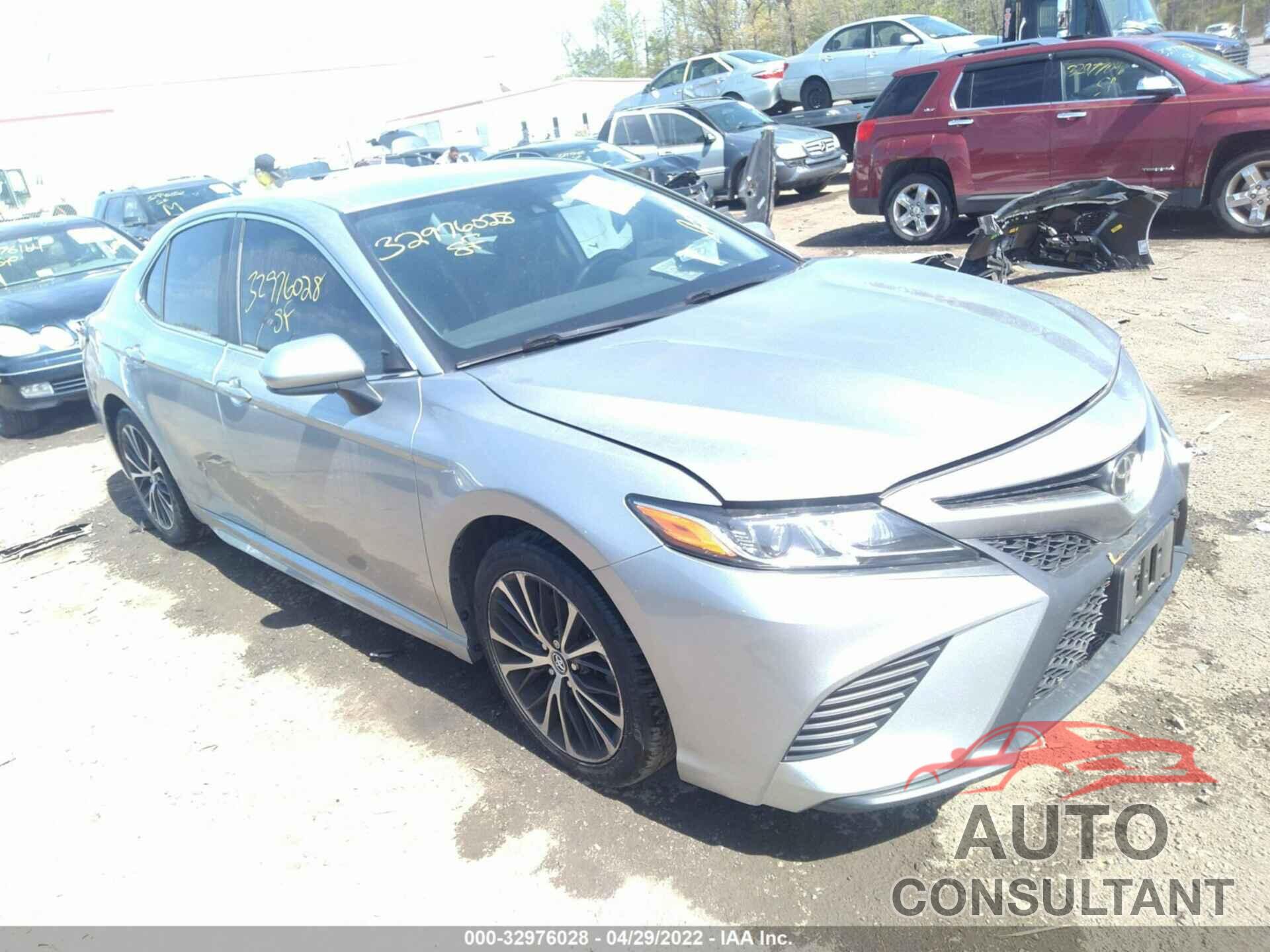 TOYOTA CAMRY 2020 - 4T1G11AK8LU890693