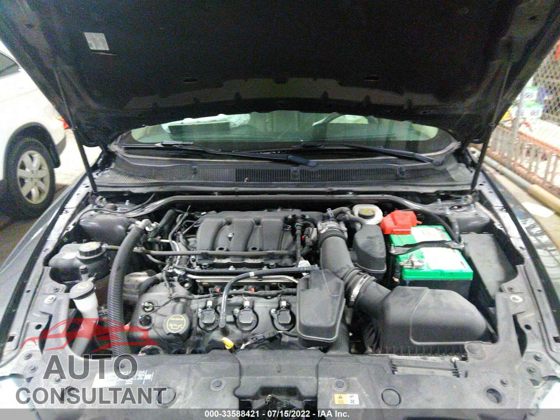 FORD TAURUS 2017 - 1FAHP2D85HG133579