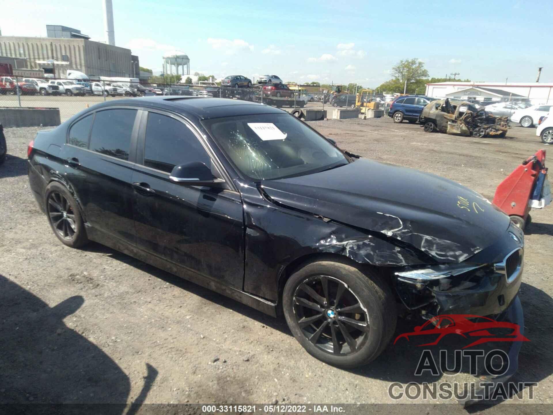 BMW 3 SERIES 2018 - WBA8E5G50JNV03032