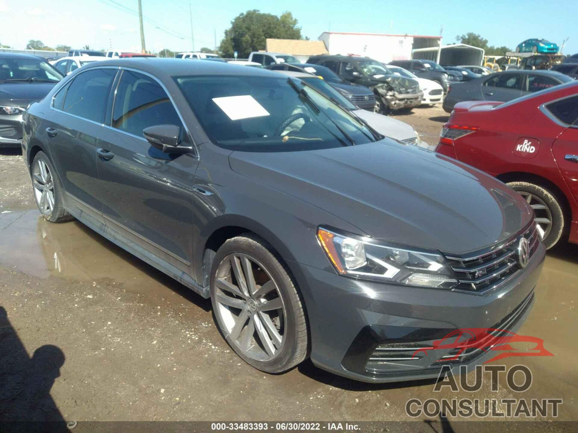 VOLKSWAGEN PASSAT 2017 - 1VWDT7A39HC052129