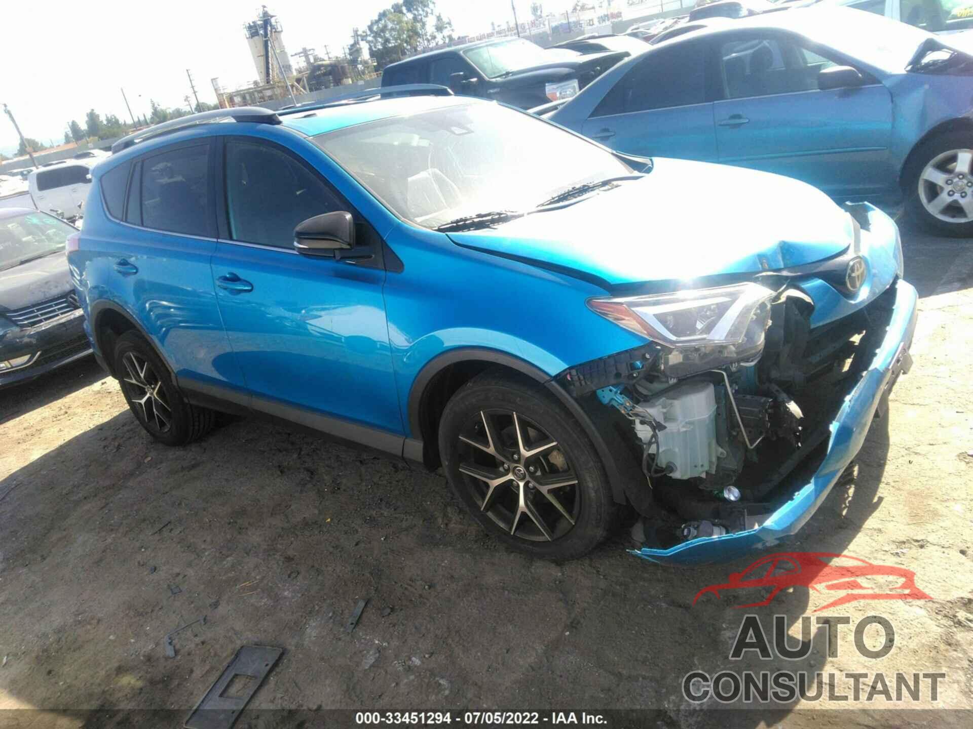 TOYOTA RAV4 2017 - JTMNFREV5HD096113