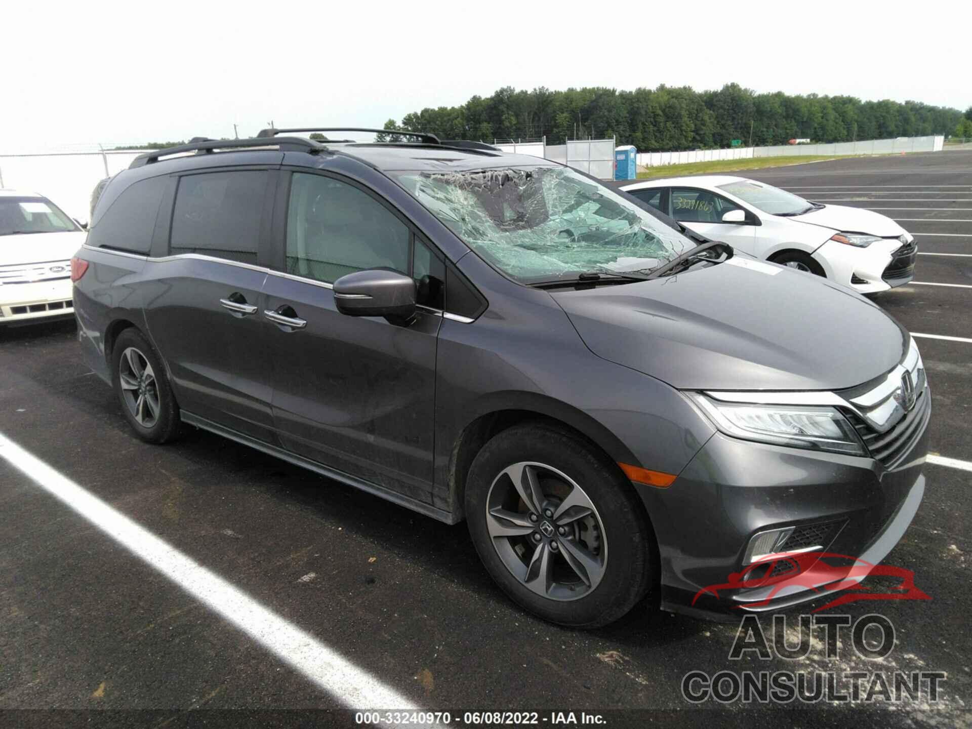 HONDA ODYSSEY 2018 - 5FNRL6H89JB031200