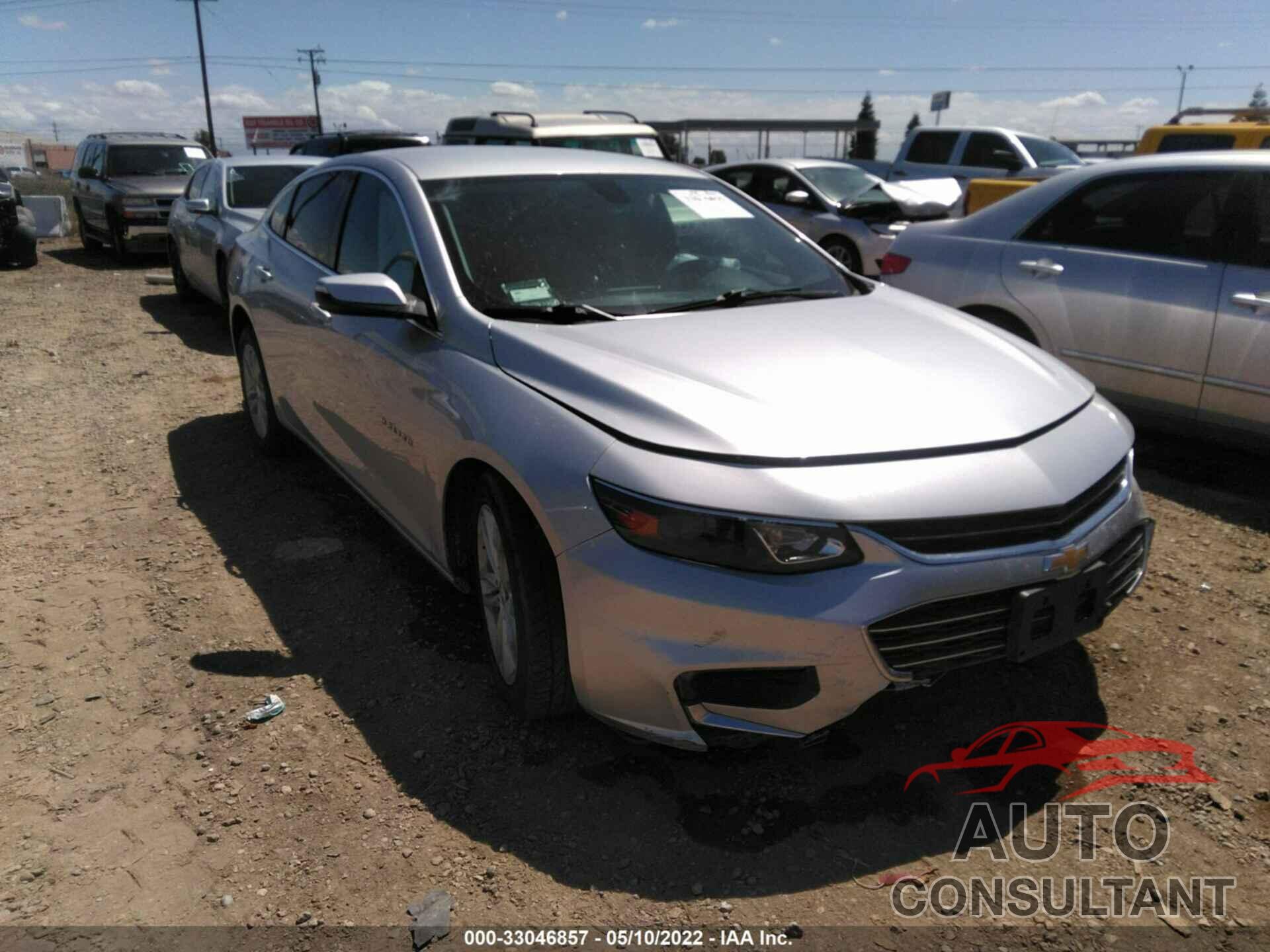 CHEVROLET MALIBU 2018 - 1G1ZD5ST7JF245322