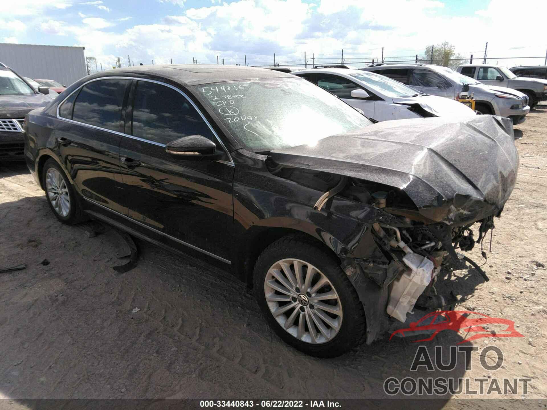 VOLKSWAGEN PASSAT 2017 - 1VWBT7A32HC030402
