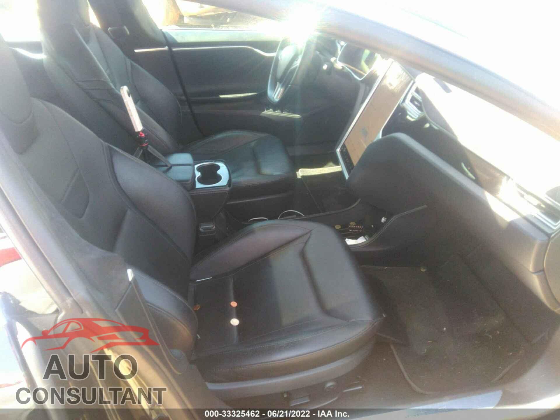 TESLA MODEL S 2016 - 5YJSA1E25GF122547