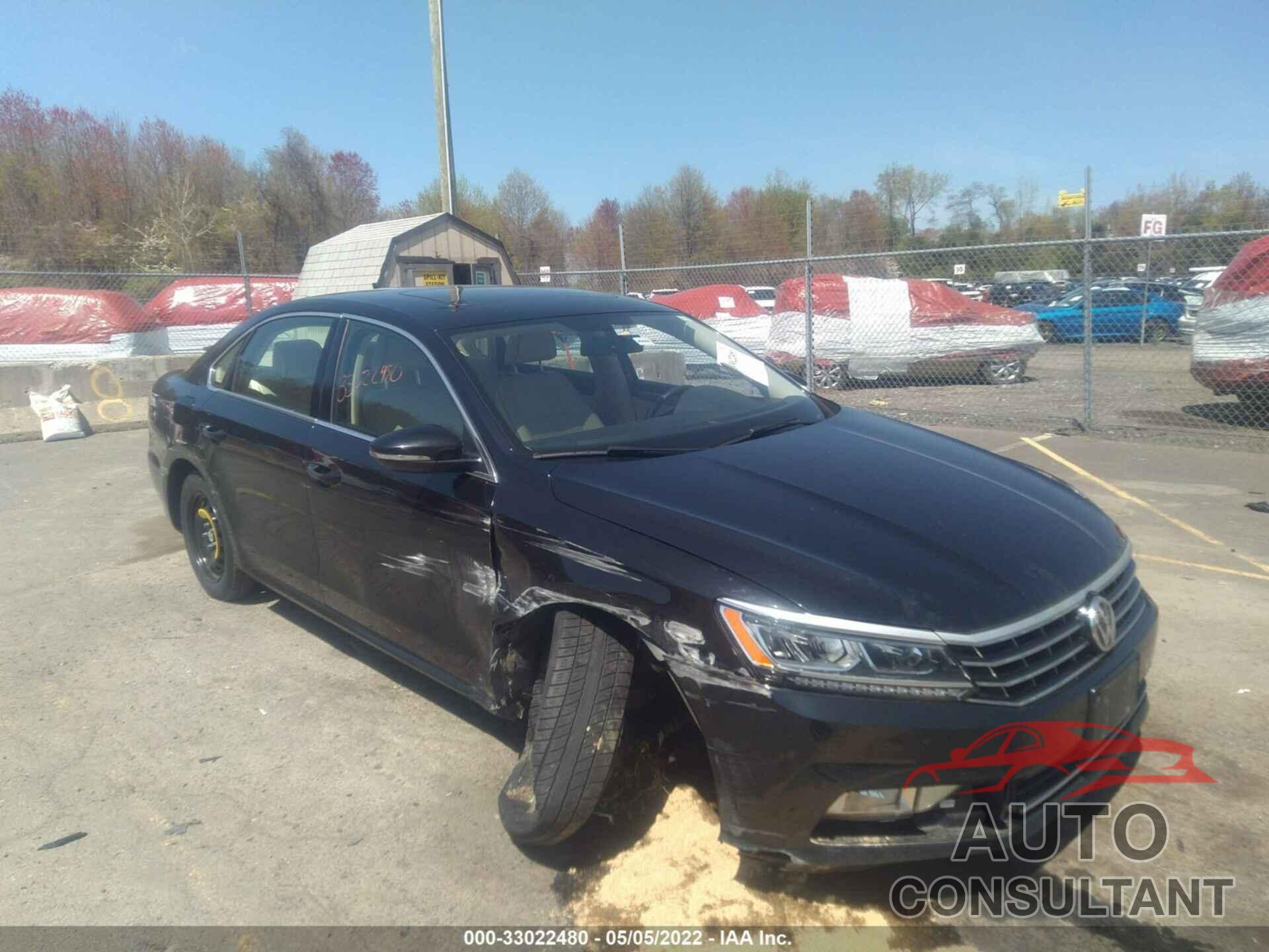 VOLKSWAGEN PASSAT 2018 - 1VWBA7A36JC011976