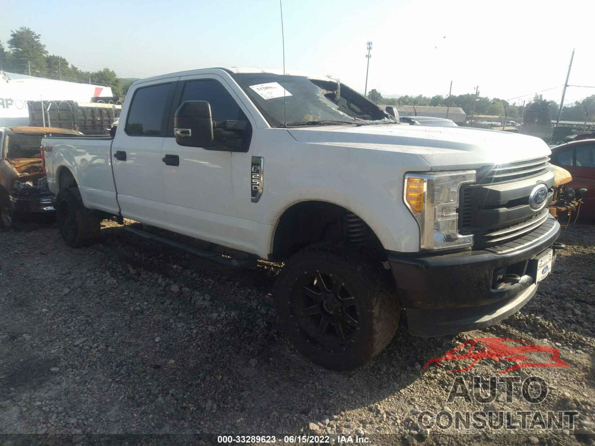 FORD SUPER DUTY F-250 SRW 2017 - 1FT7W2B62HEC84000