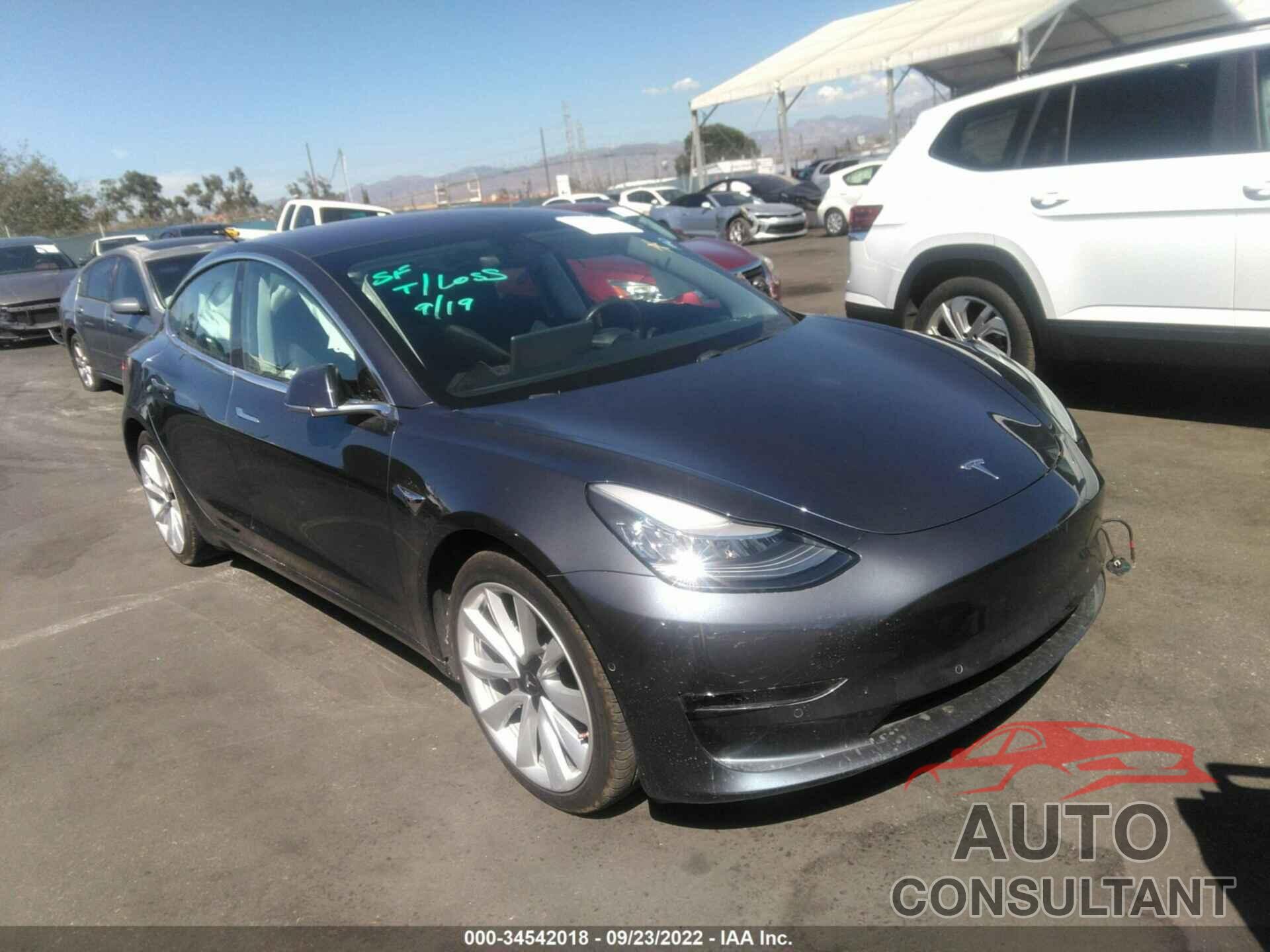 TESLA MODEL 3 2018 - 5YJ3E1EB0JF189251
