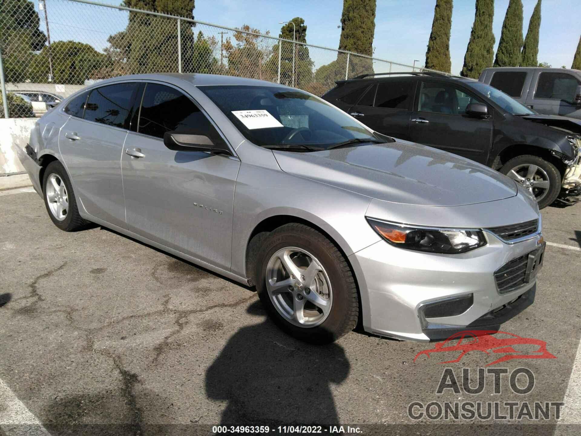CHEVROLET MALIBU 2018 - 1G1ZB5STXJF223708