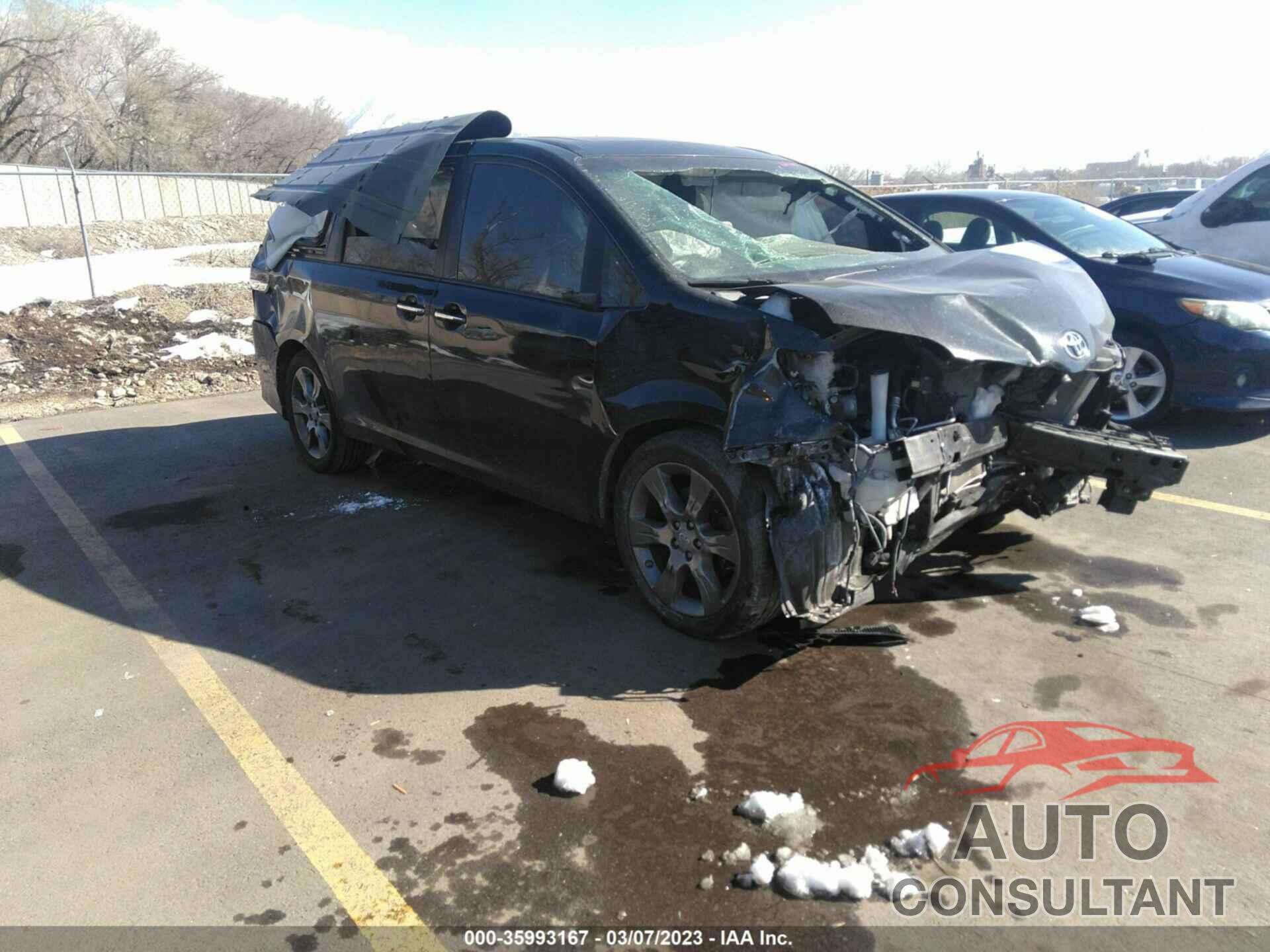 TOYOTA SIENNA 2015 - 5TDXK3DC8FS675731